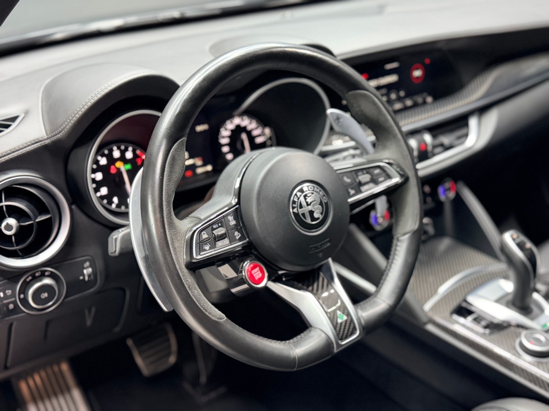 ALFA ROMEO Stelvio 2.9 V6 Quadrifoglio Q4 Automatic-image-10