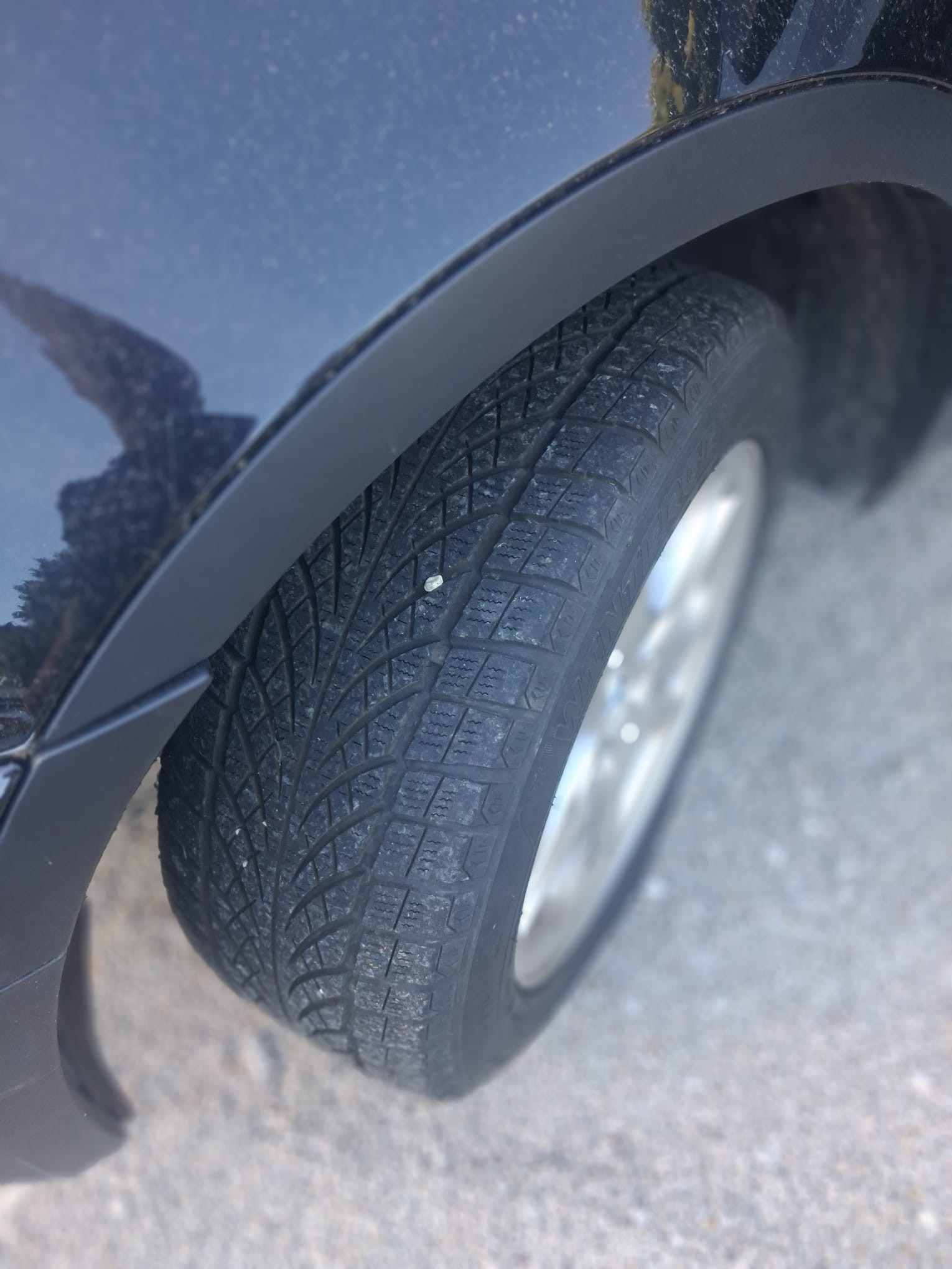 BMW X3 2.0i-image-12