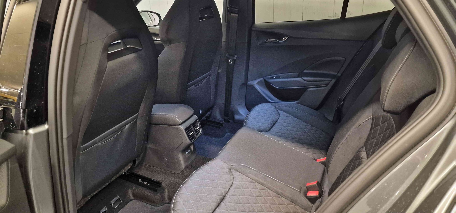 SKODA Fabia 1.0 TSI Dynamic DSG-image-15