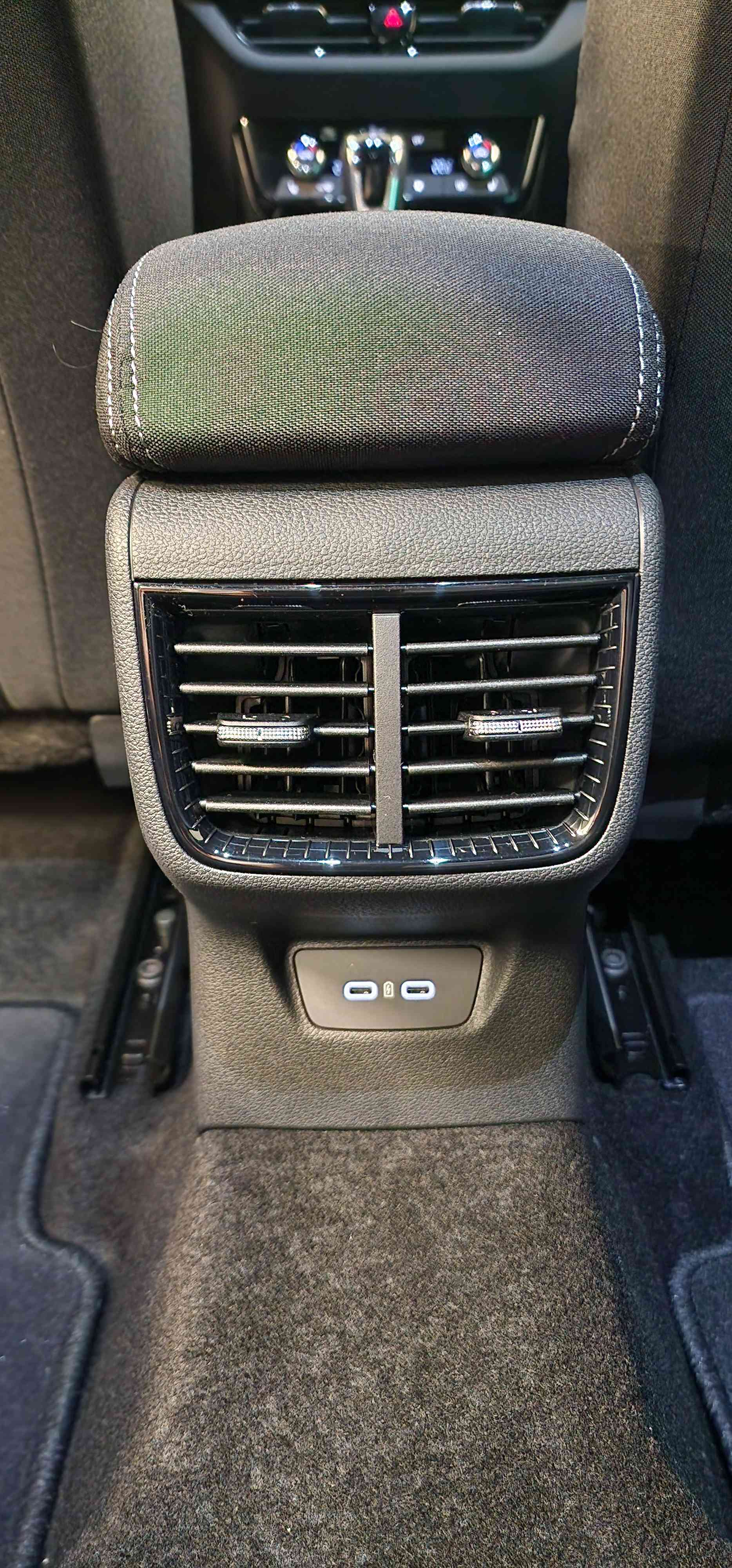 SKODA Fabia 1.0 TSI Dynamic DSG-image-14