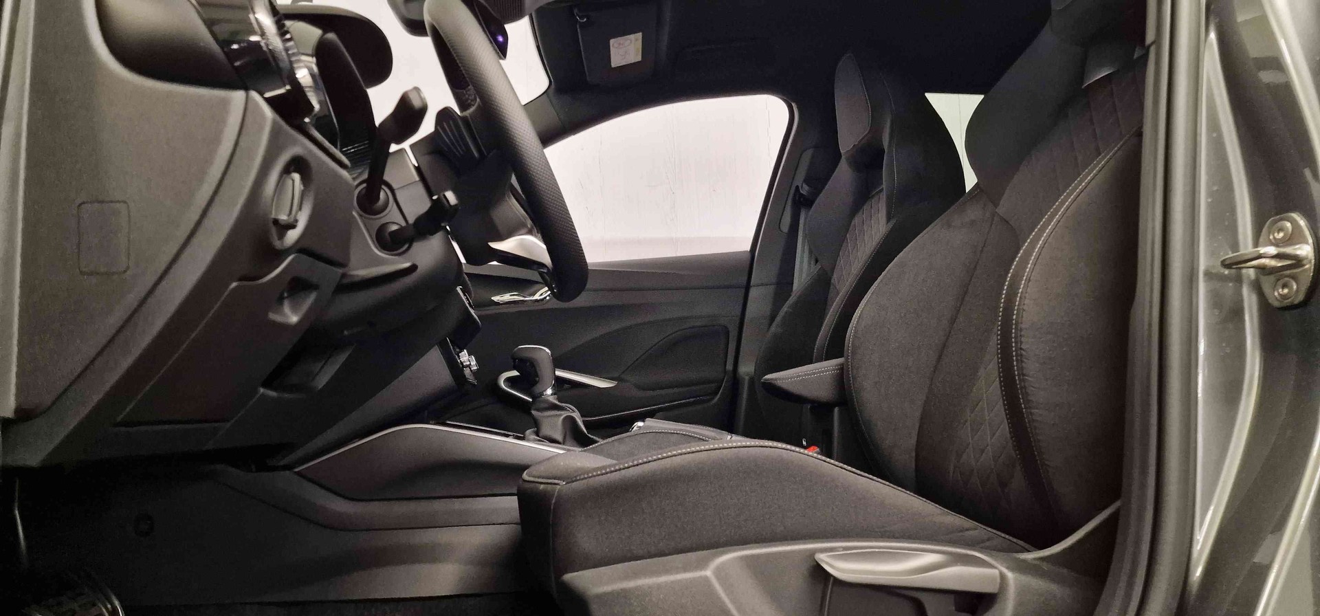 SKODA Fabia 1.0 TSI Dynamic DSG-image-3