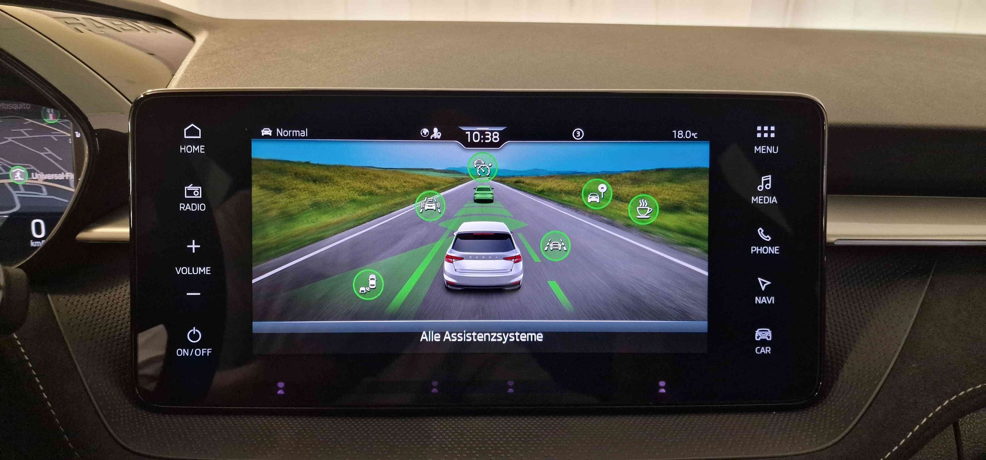 SKODA Fabia 1.0 TSI Dynamic DSG-image-8