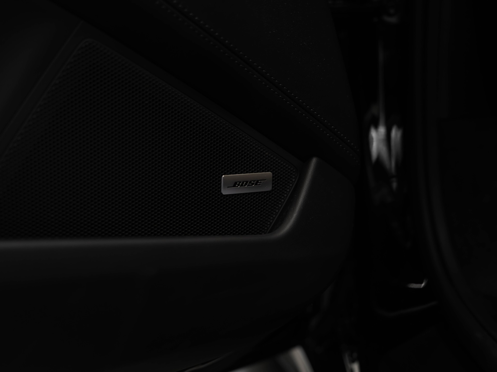 PORSCHE 911 Turbo S Cabriolet PDK-image-37