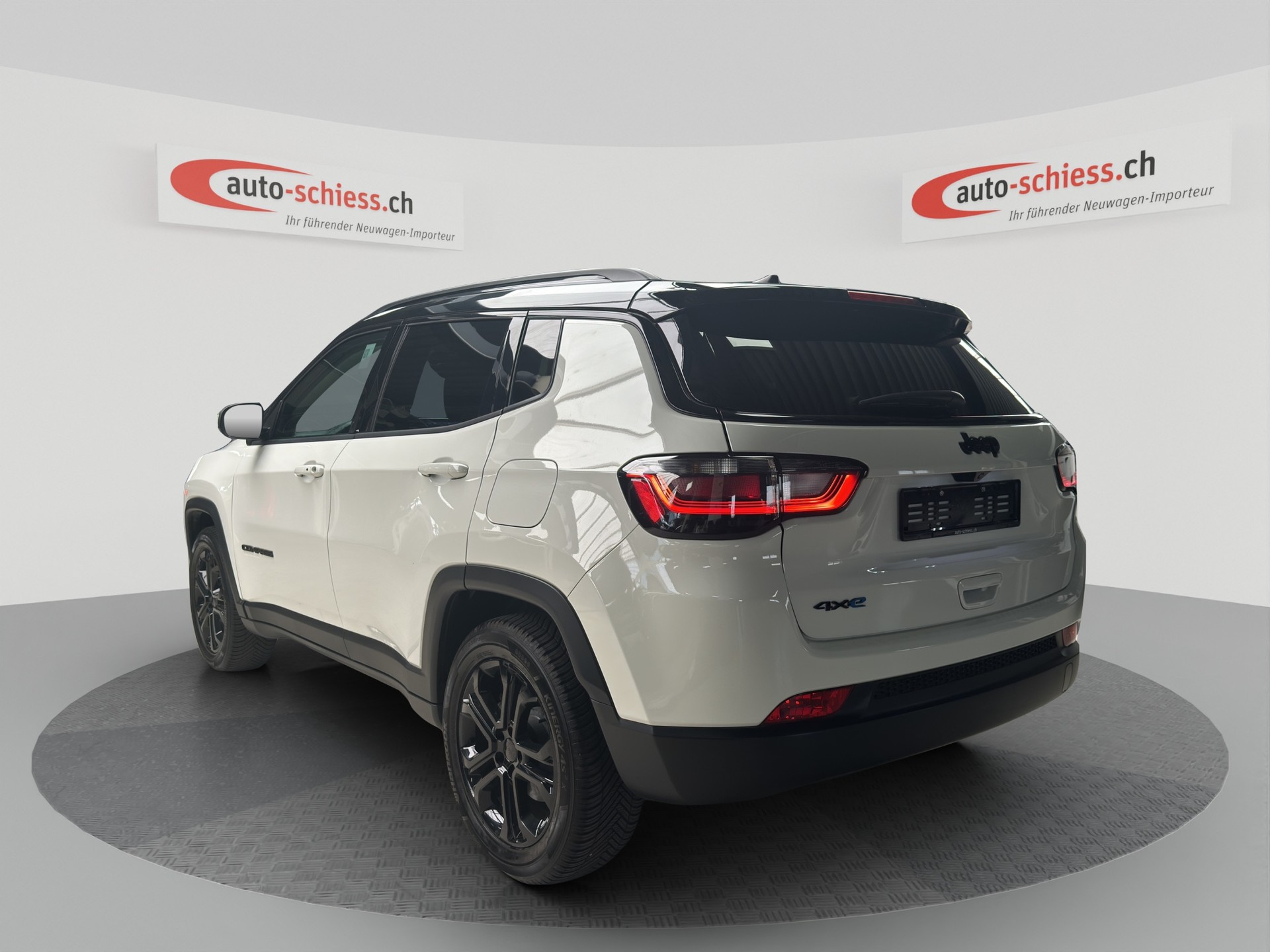 JEEP Compass 1.3 T PHEV Limited AWD Bi-Color-image-2
