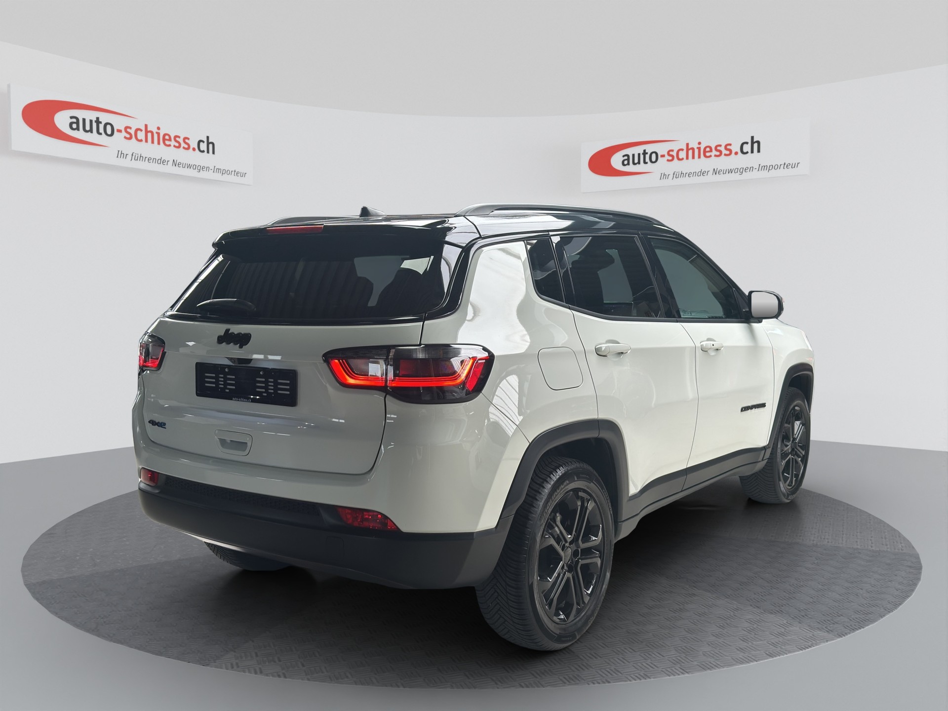 JEEP Compass 1.3 T PHEV Limited AWD Bi-Color-image-4