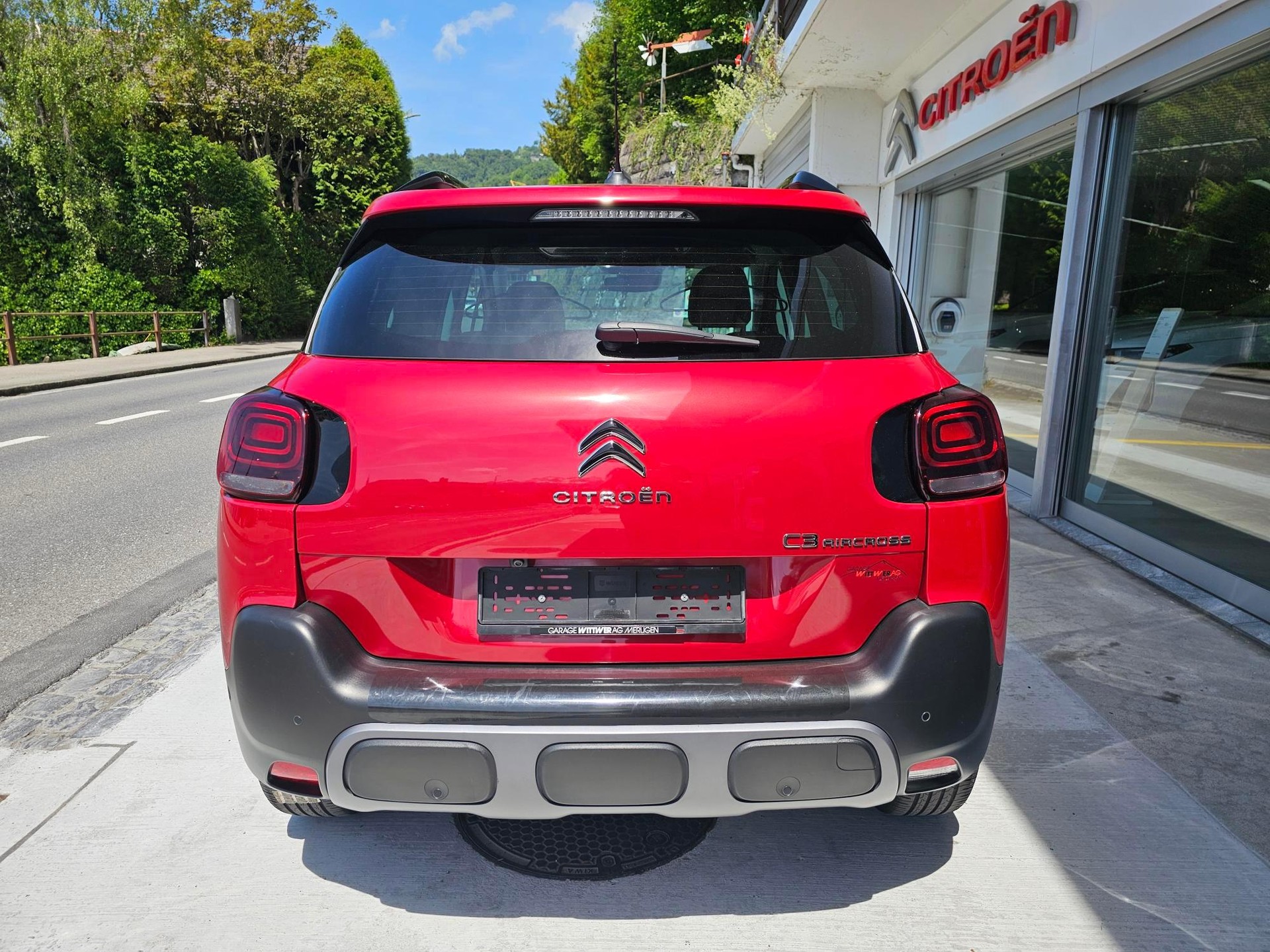 CITROEN C3 Aircross 1.2 PureTech 130 Shine-image-5