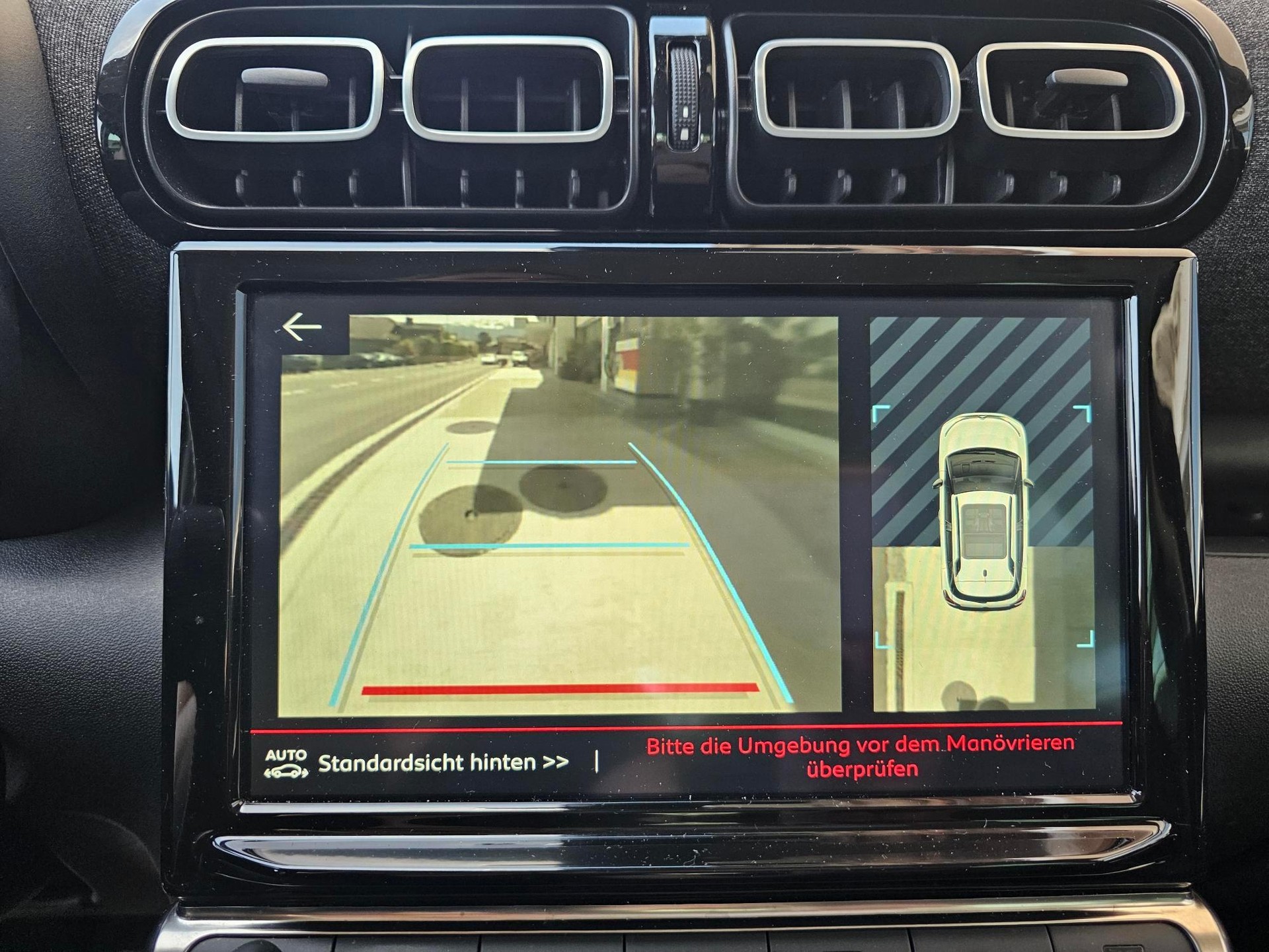 CITROEN C3 Aircross 1.2 PureTech 130 Shine-image-11