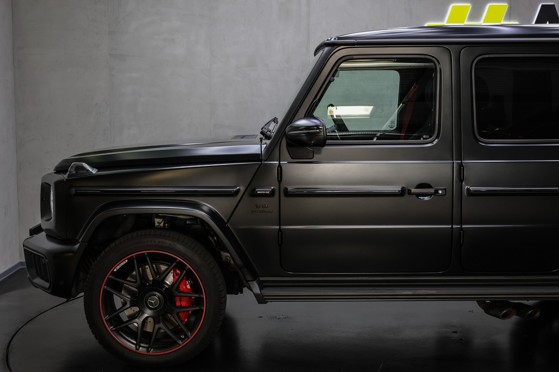 MERCEDES-BENZ G 63 AMG Manufaktur-image-15