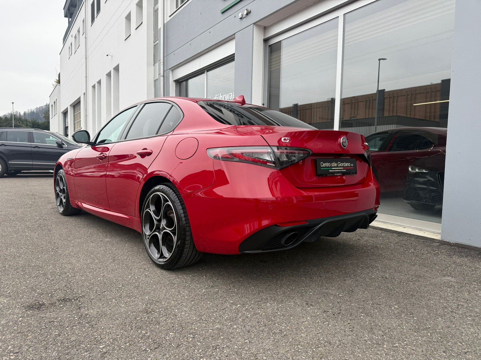 ALFA ROMEO Giulia 2.0 Competizione 280PS Q4 AT8 MY23/24-image-5