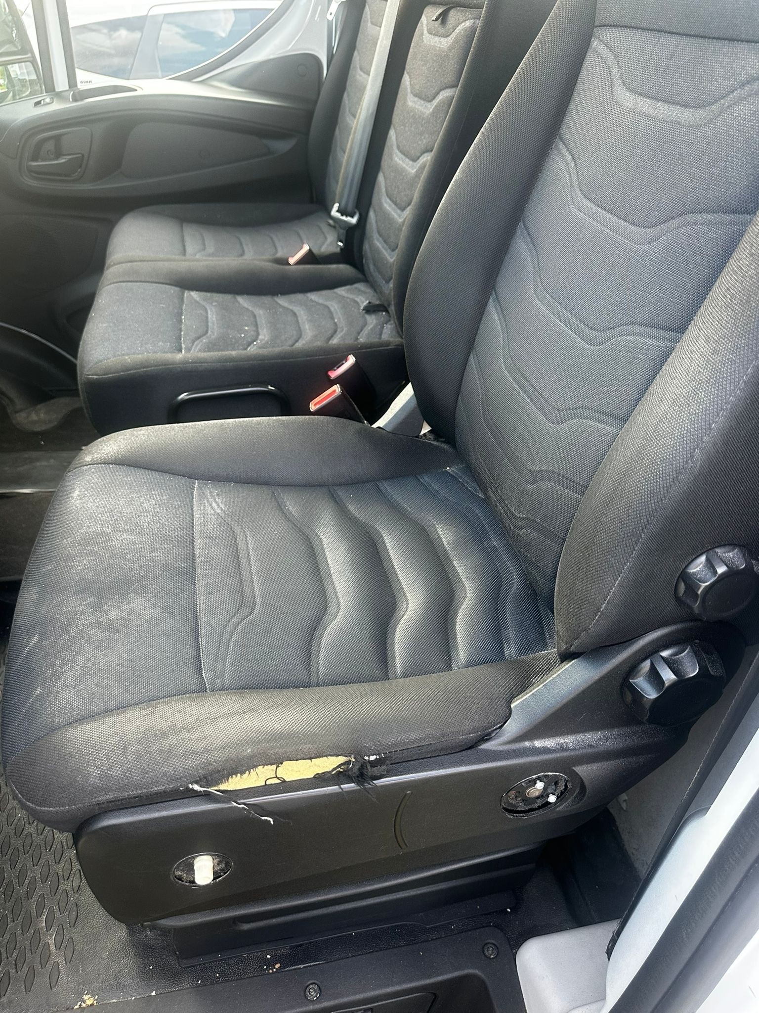 IVECO 35 S16-image-5