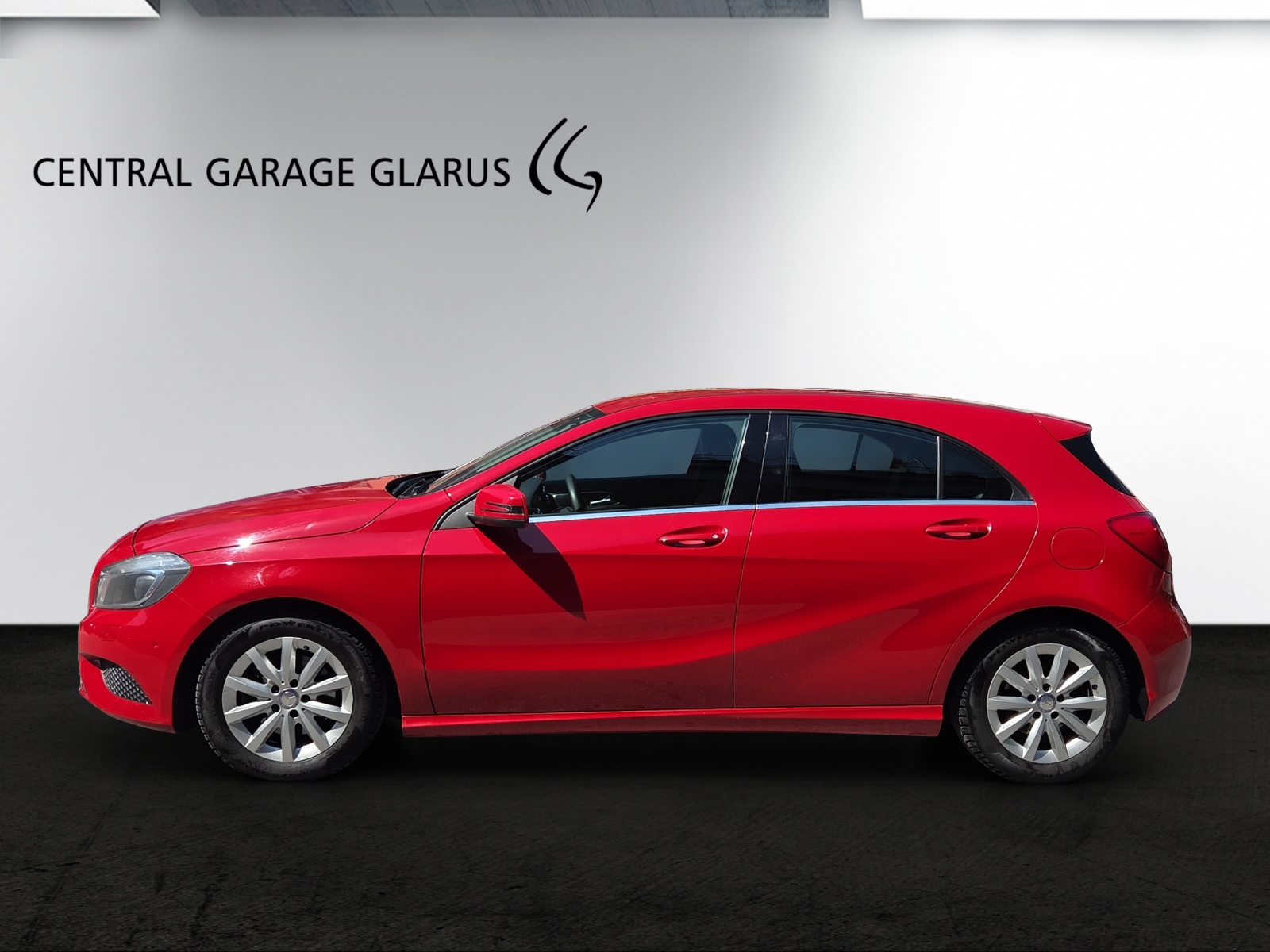 MERCEDES-BENZ A 180 Style 7G-DCT-image-3
