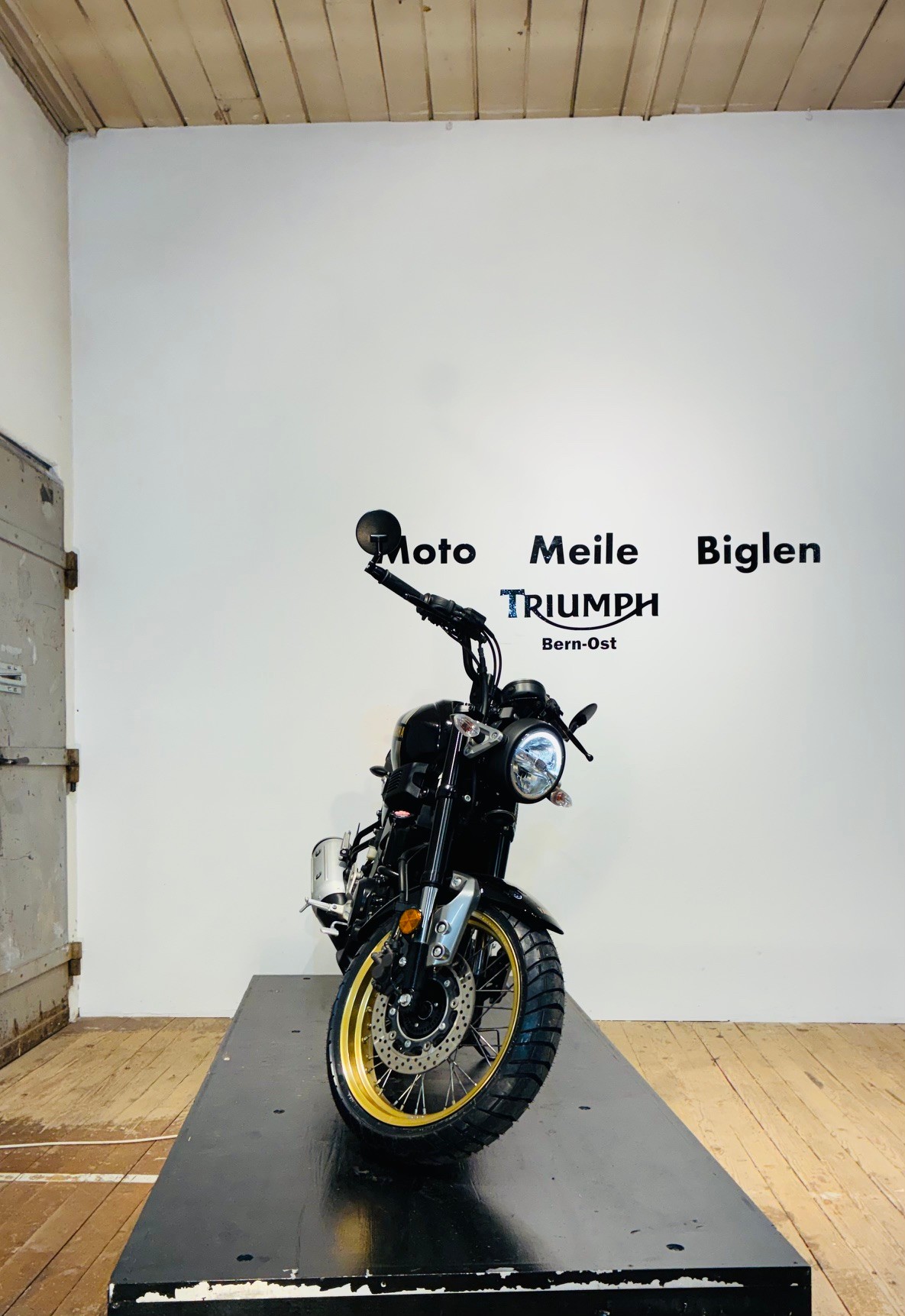 YAMAHA XSR 125