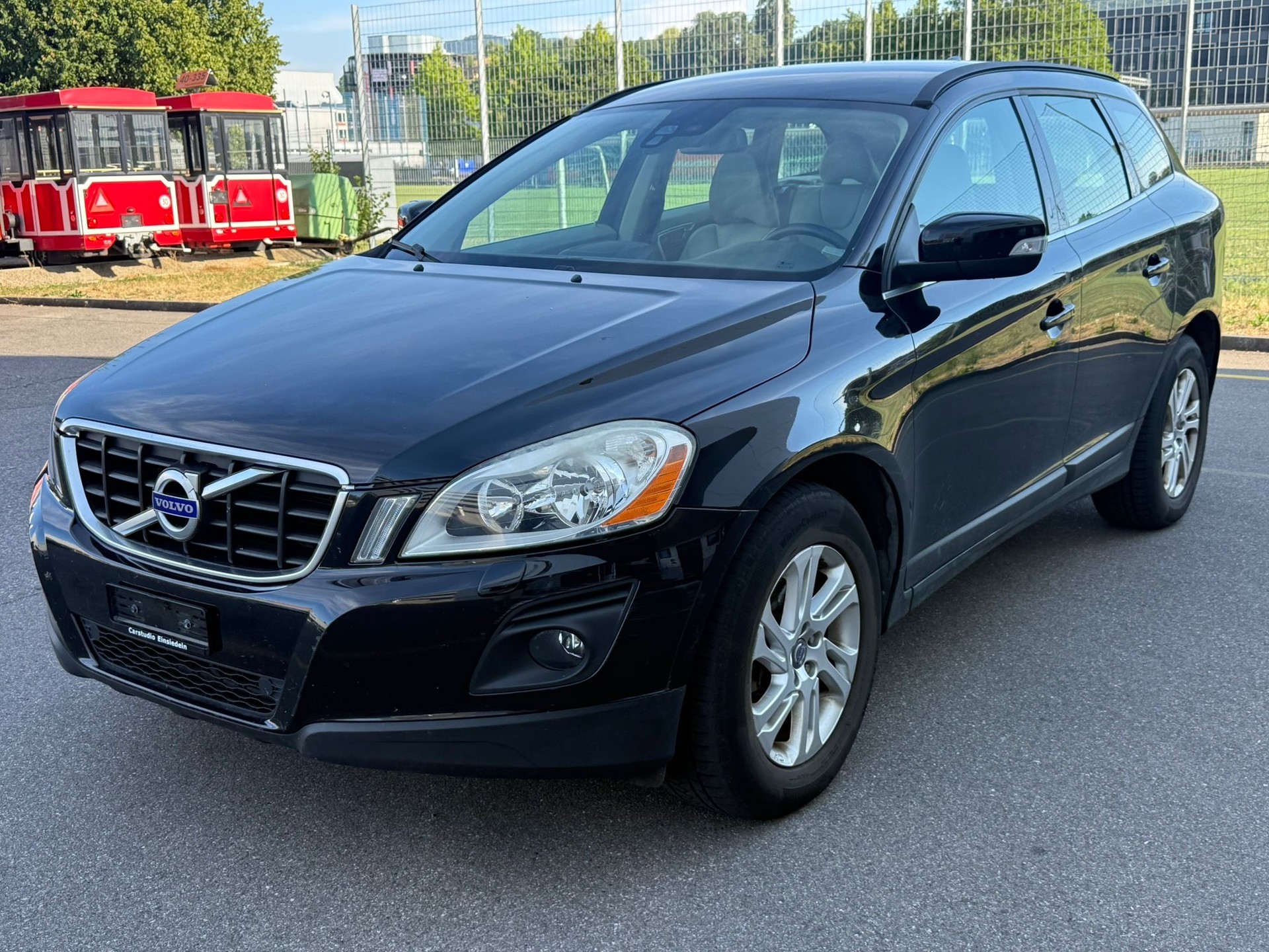 VOLVO XC60 3.2 AWD Geartronic-image-0