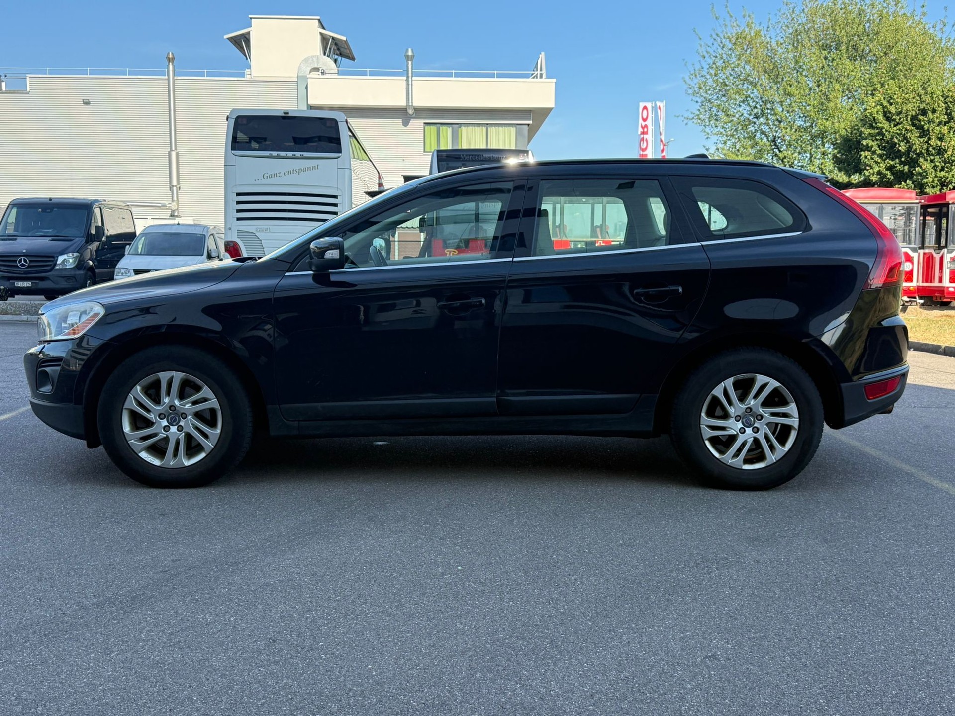 VOLVO XC60 3.2 AWD Geartronic-image-7