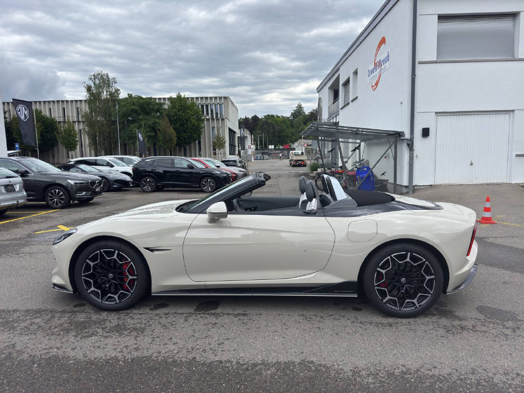 MG Cyberster 77kWh EV-image-11