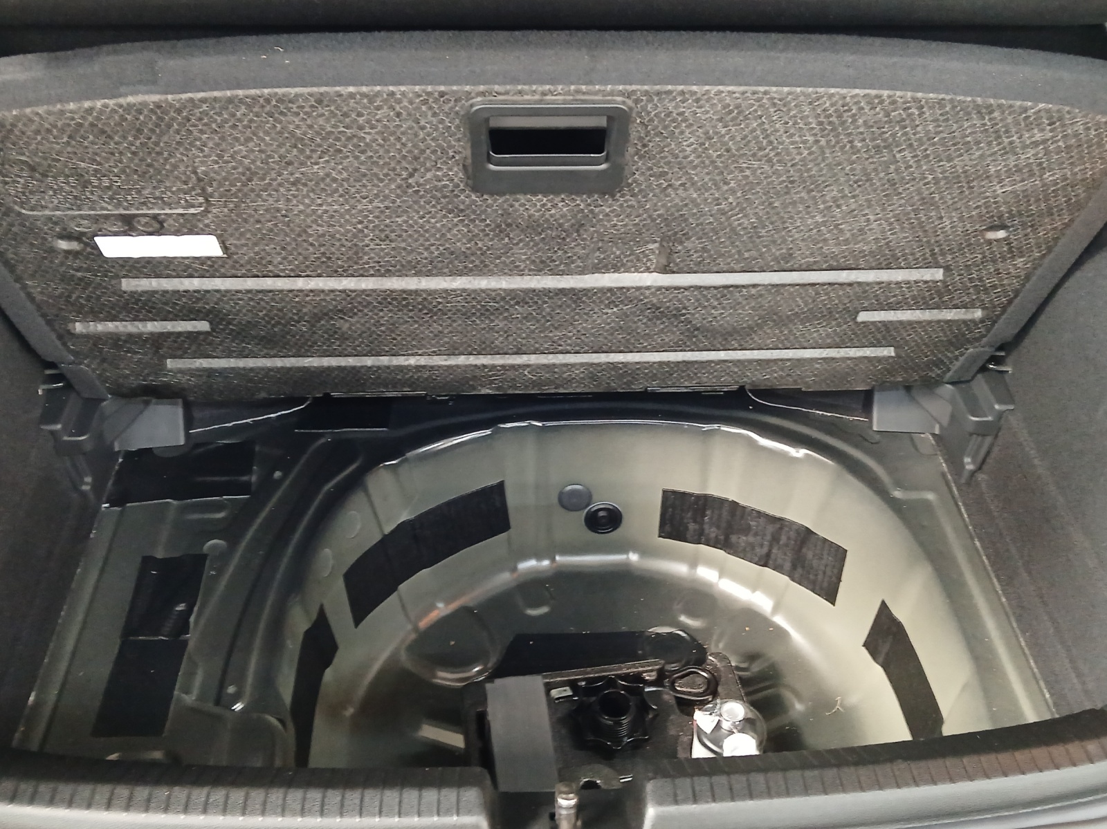 VW Polo 1.0 TSI Life DSG-image-13
