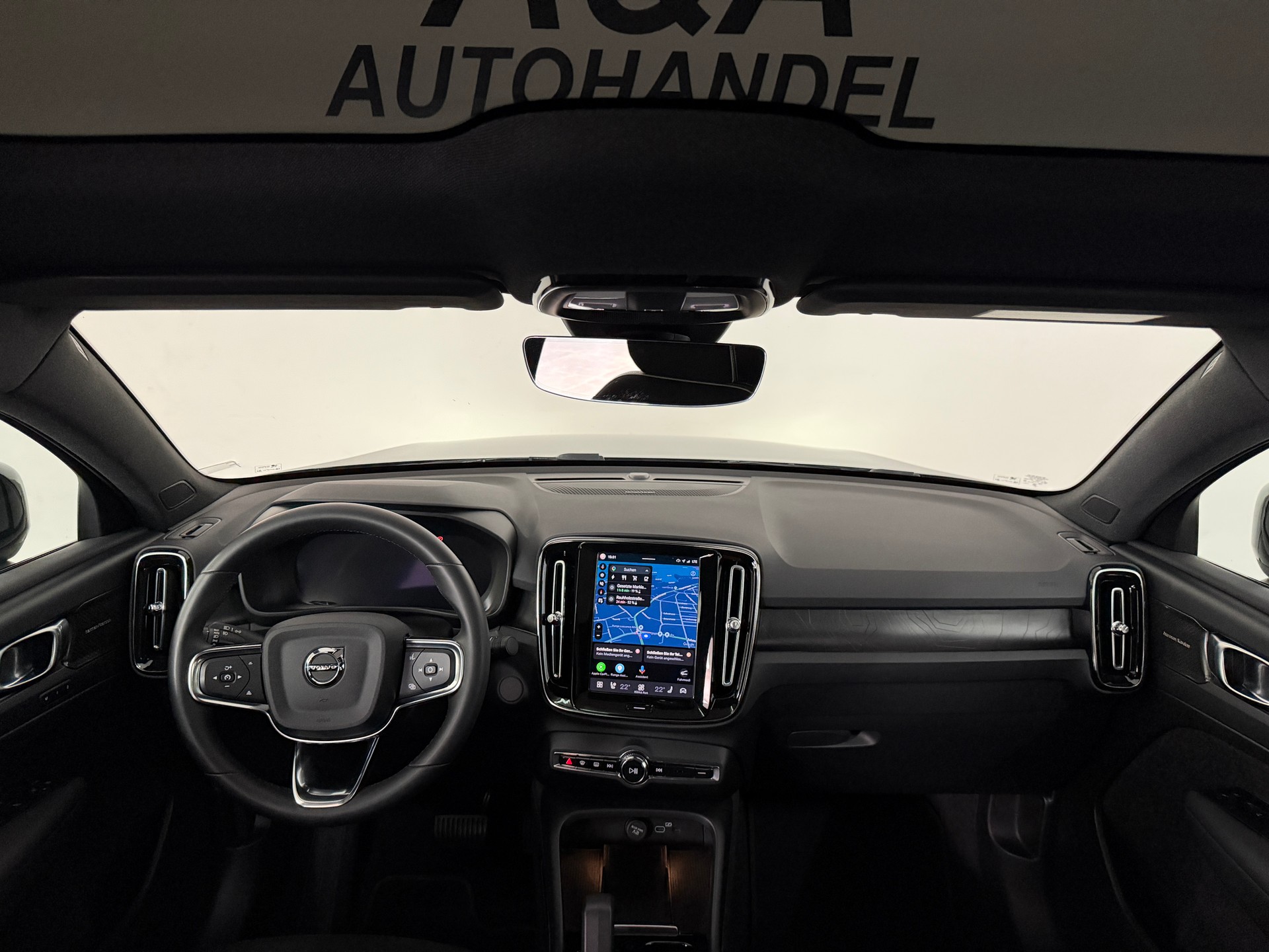 VOLVO C40 Recharge P8 Twin AWD Pure Electric Ultimate-image-8
