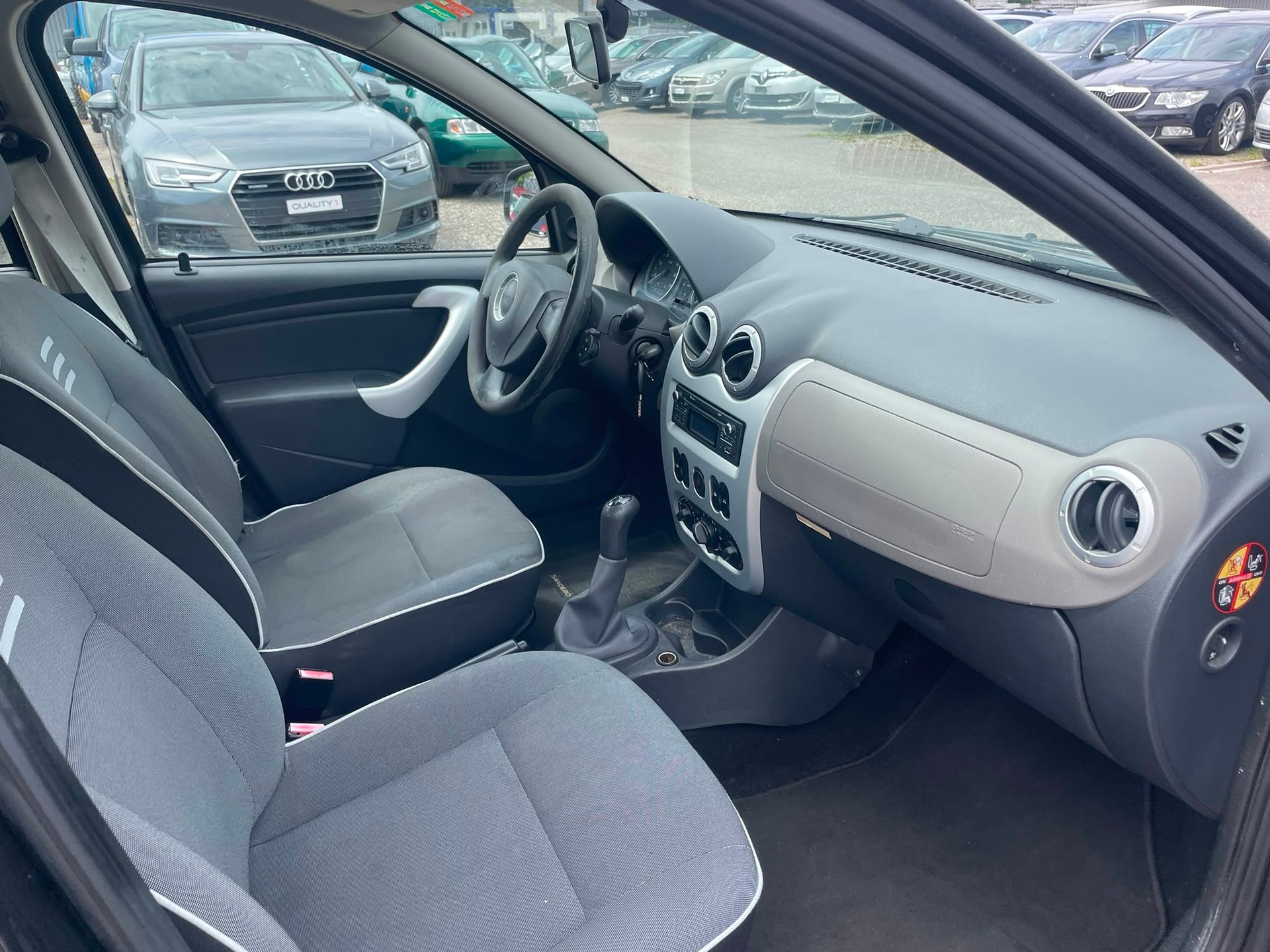 DACIA Sandero 1.2 Ambiance-image-7