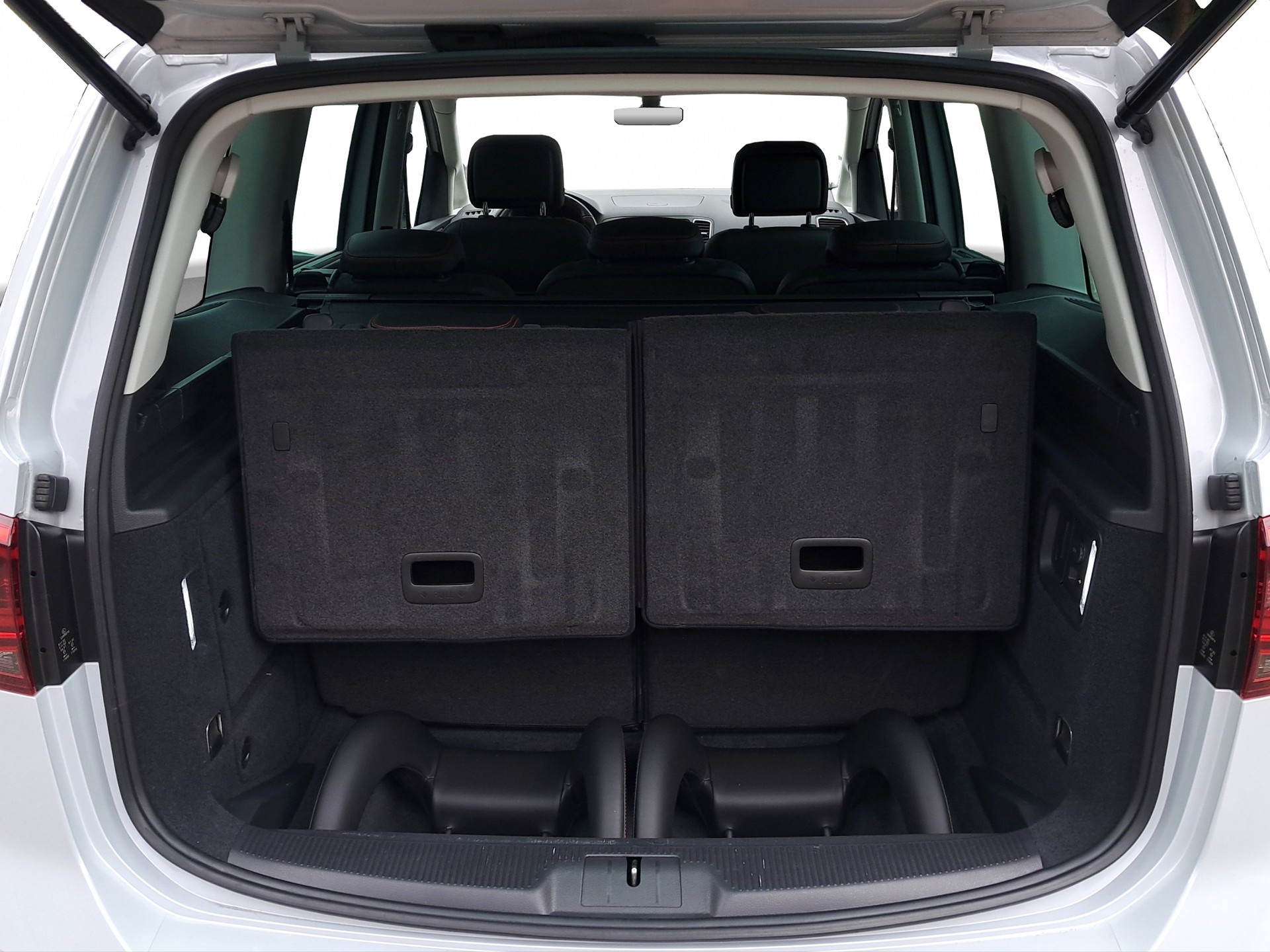 SEAT Alhambra 2.0 TDI Hola FR 4Drive *7-Plätze, Anhängerkupplung*-image-13