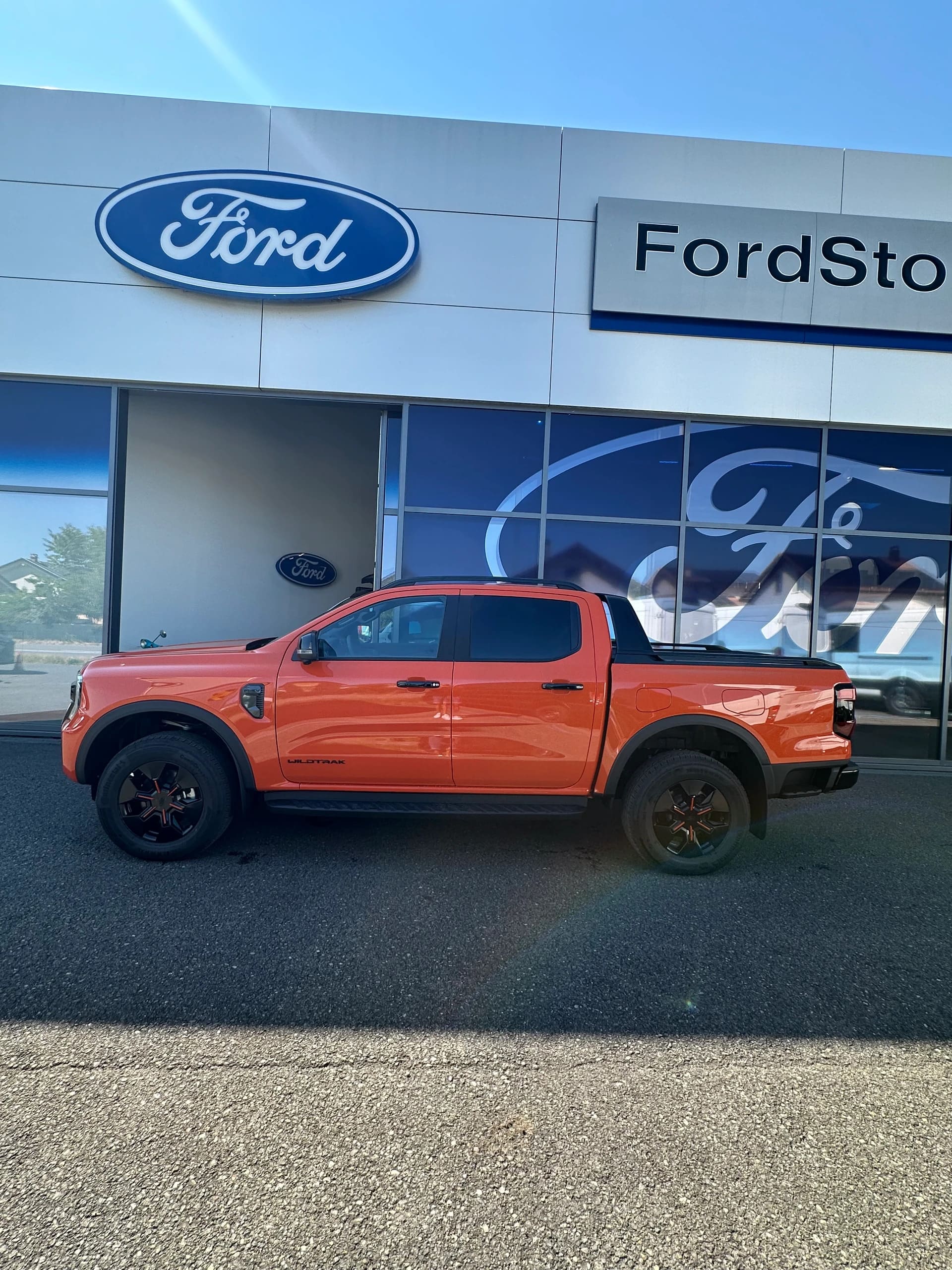 FORD Ranger dcab.pick-up 2.3 EcoBoo Wildtrack/PHEV/Aut.-image-2