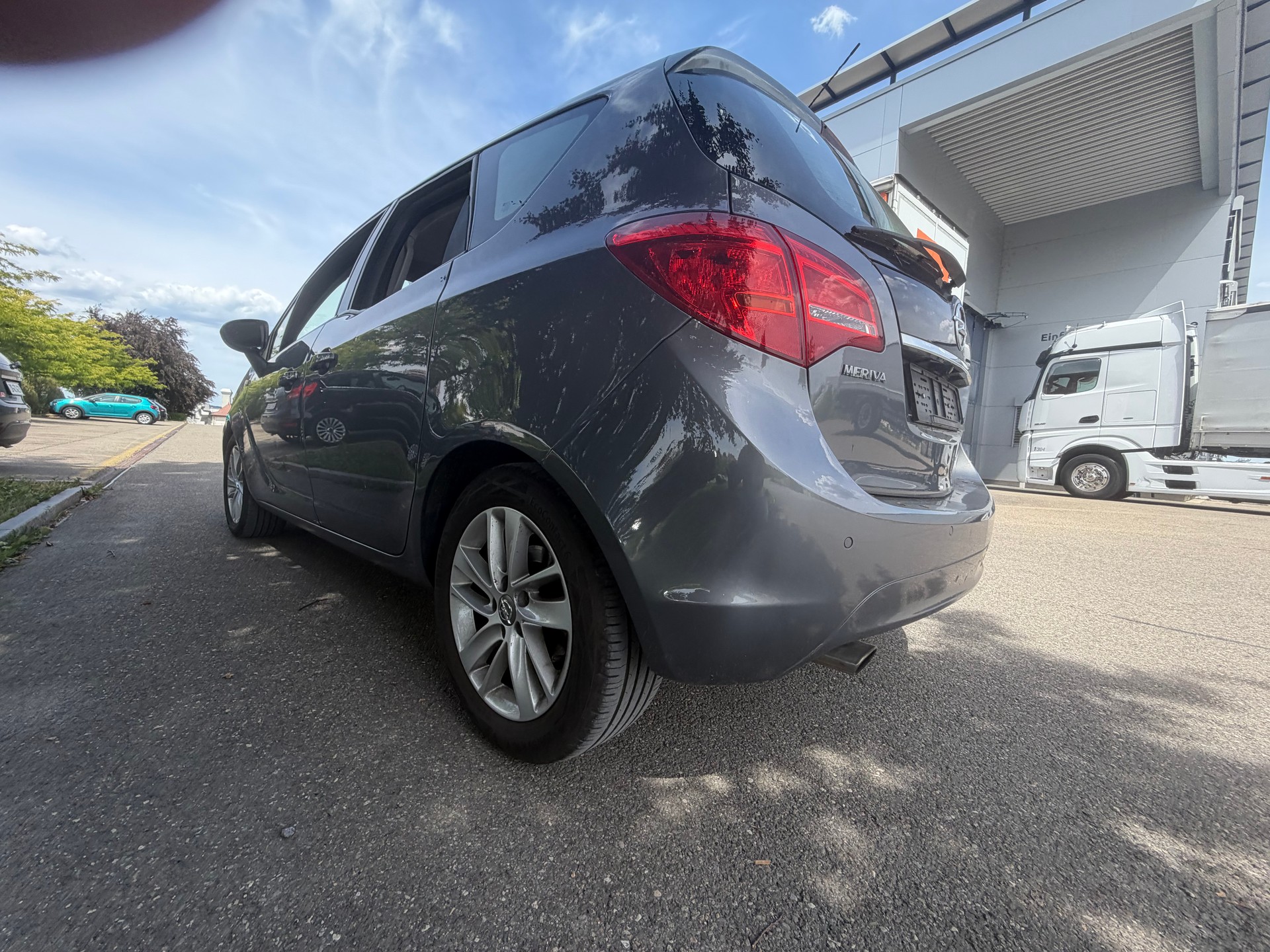 OPEL Meriva 1.4 Turbo Cosmo-image-5