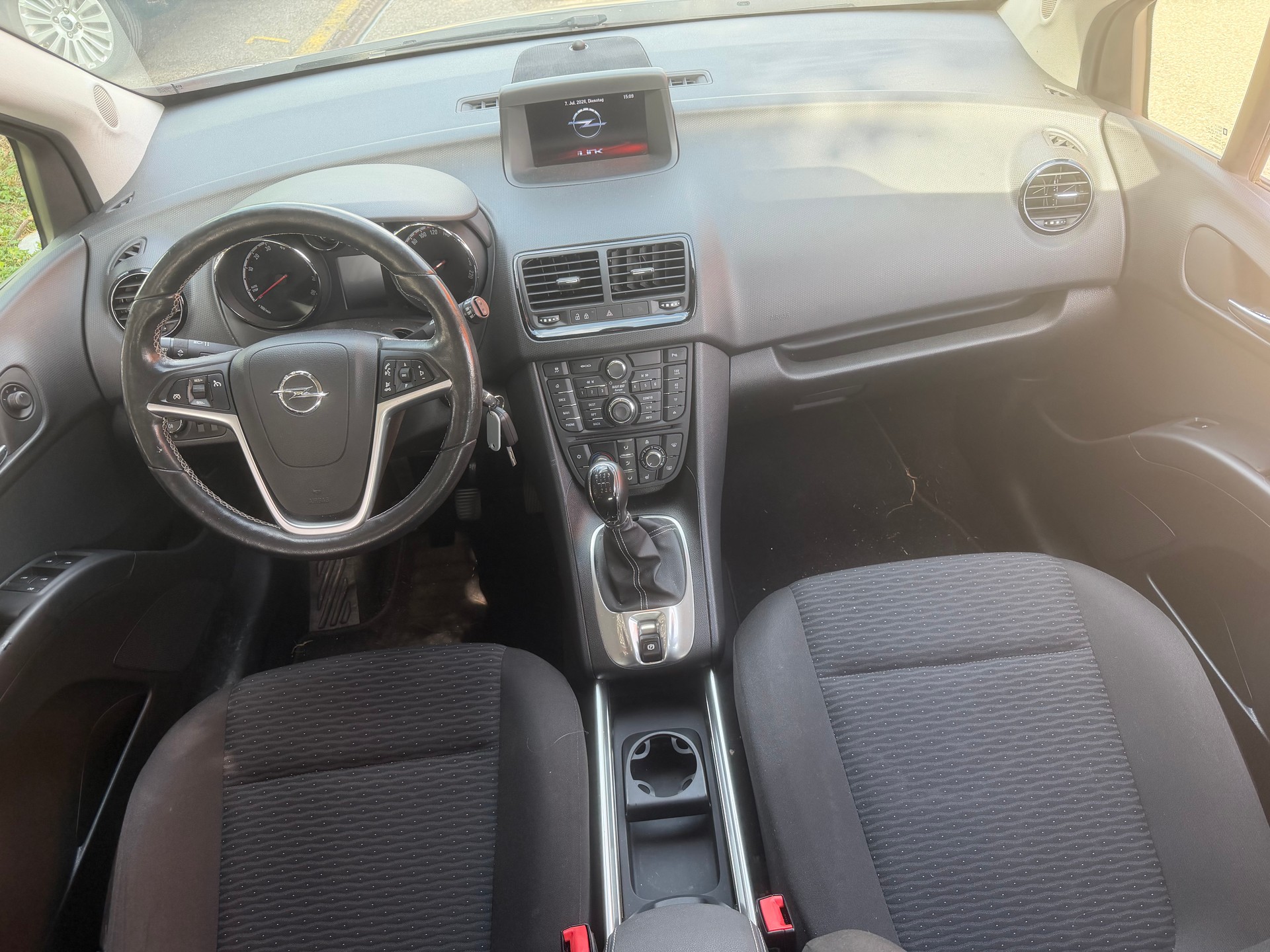 OPEL Meriva 1.4 Turbo Cosmo-image-10
