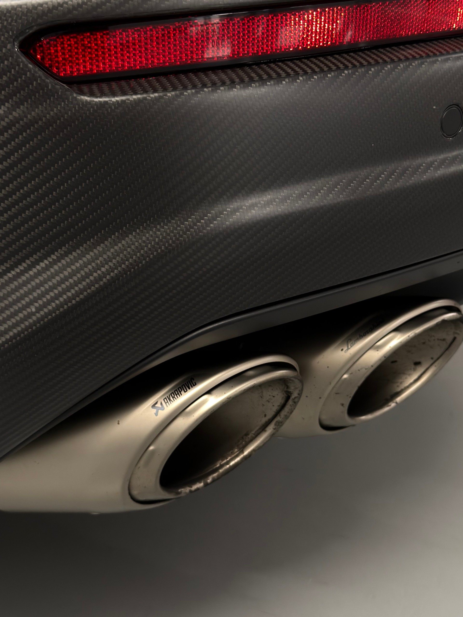 LAMBORGHINI Urus E-Gear Performante-image-25
