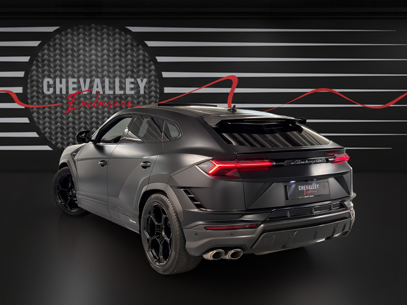 LAMBORGHINI Urus E-Gear Performante-showroom-element-3