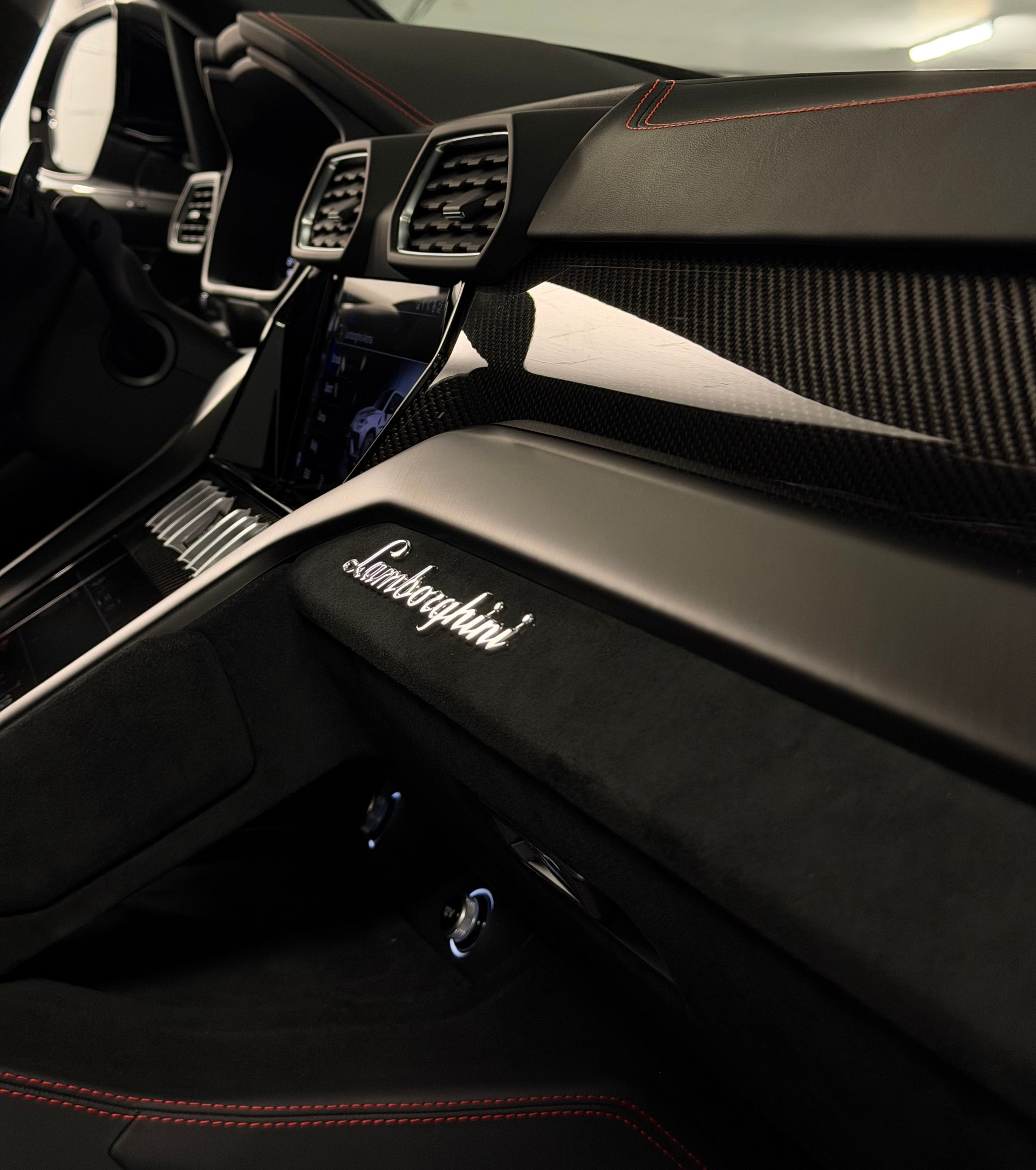 LAMBORGHINI Urus E-Gear Performante-image-22