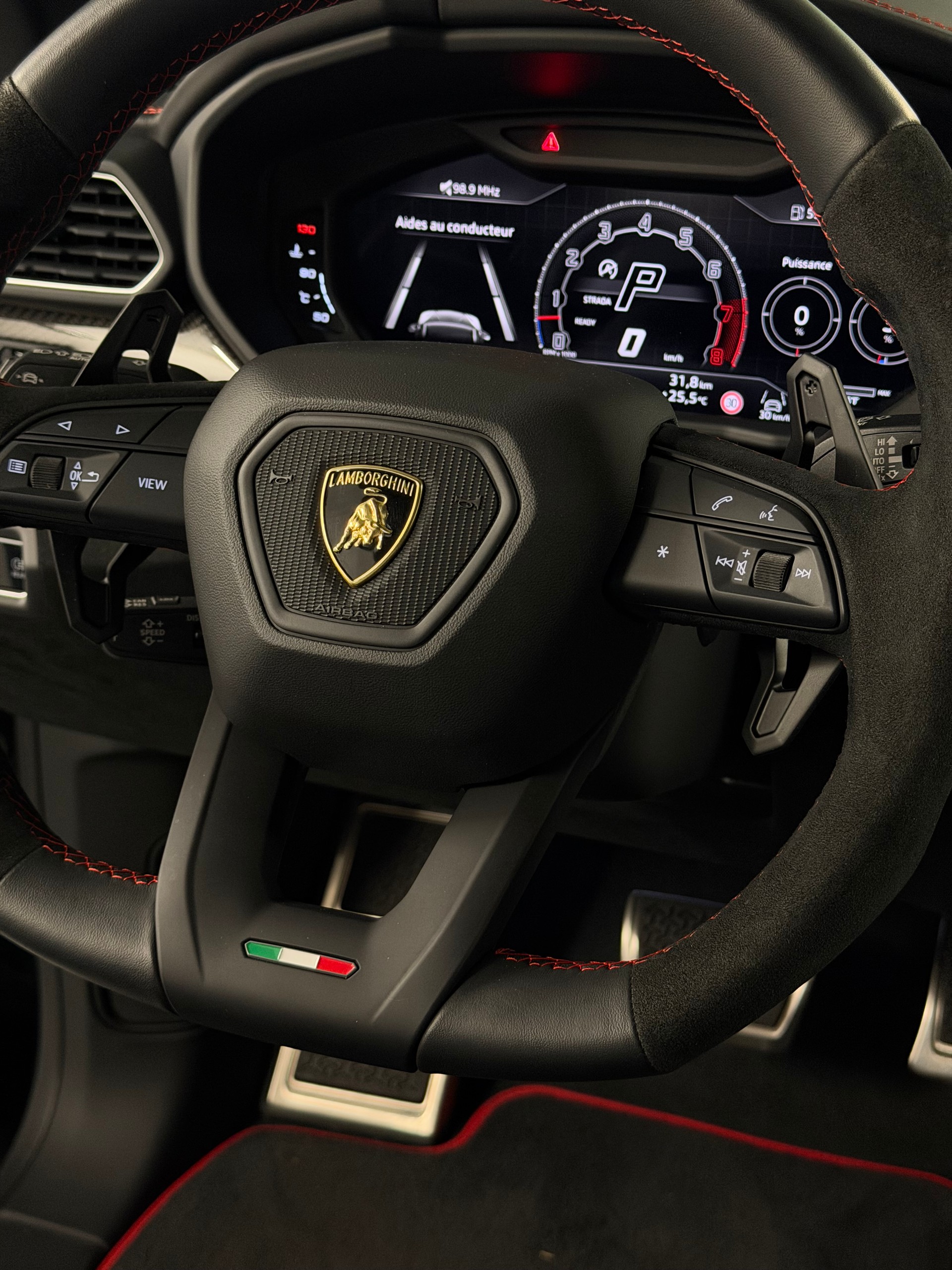 LAMBORGHINI Urus E-Gear Performante-image-18