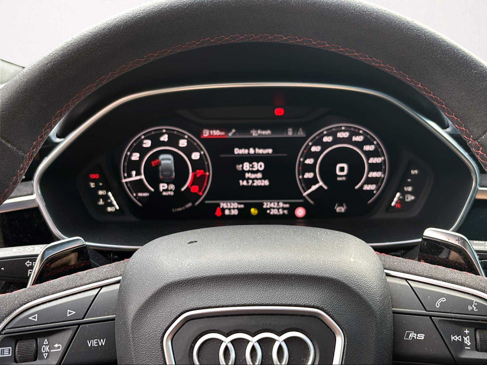 AUDI RS Q3 Sportback quattro S tronic-image-2