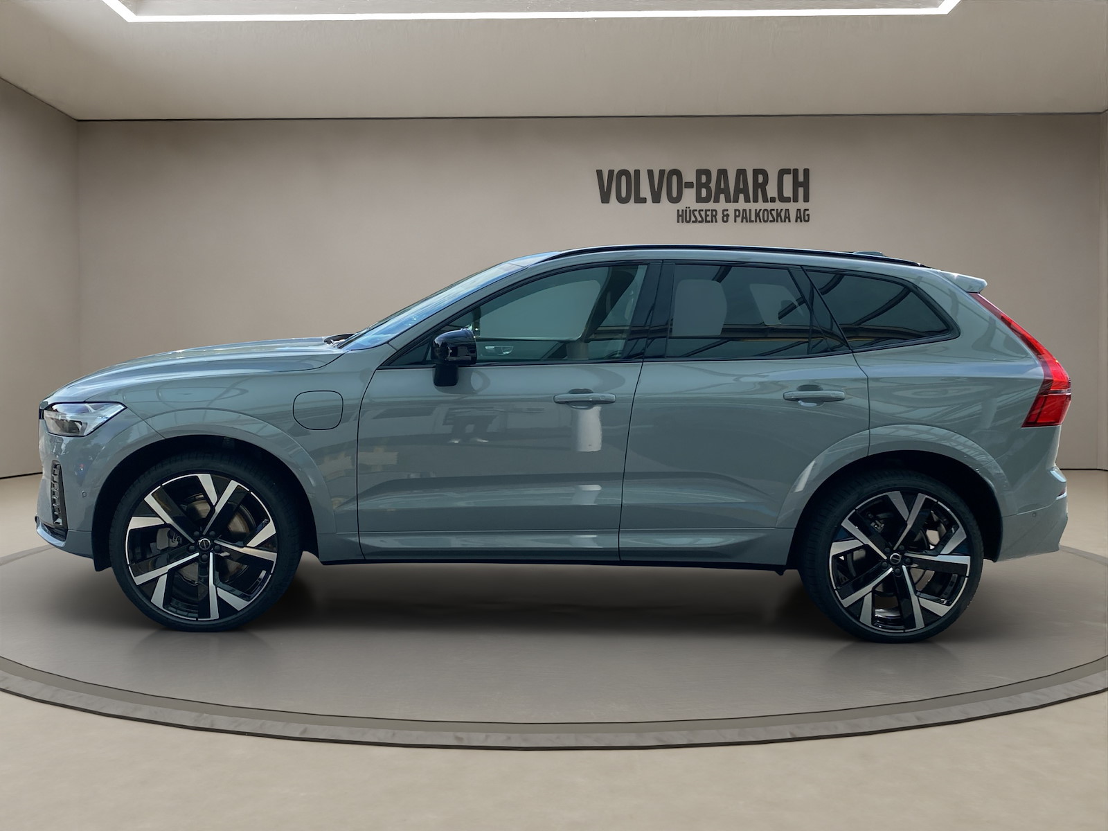 VOLVO XC60 2.0 T8 TE Black Edition eAWD-image-1