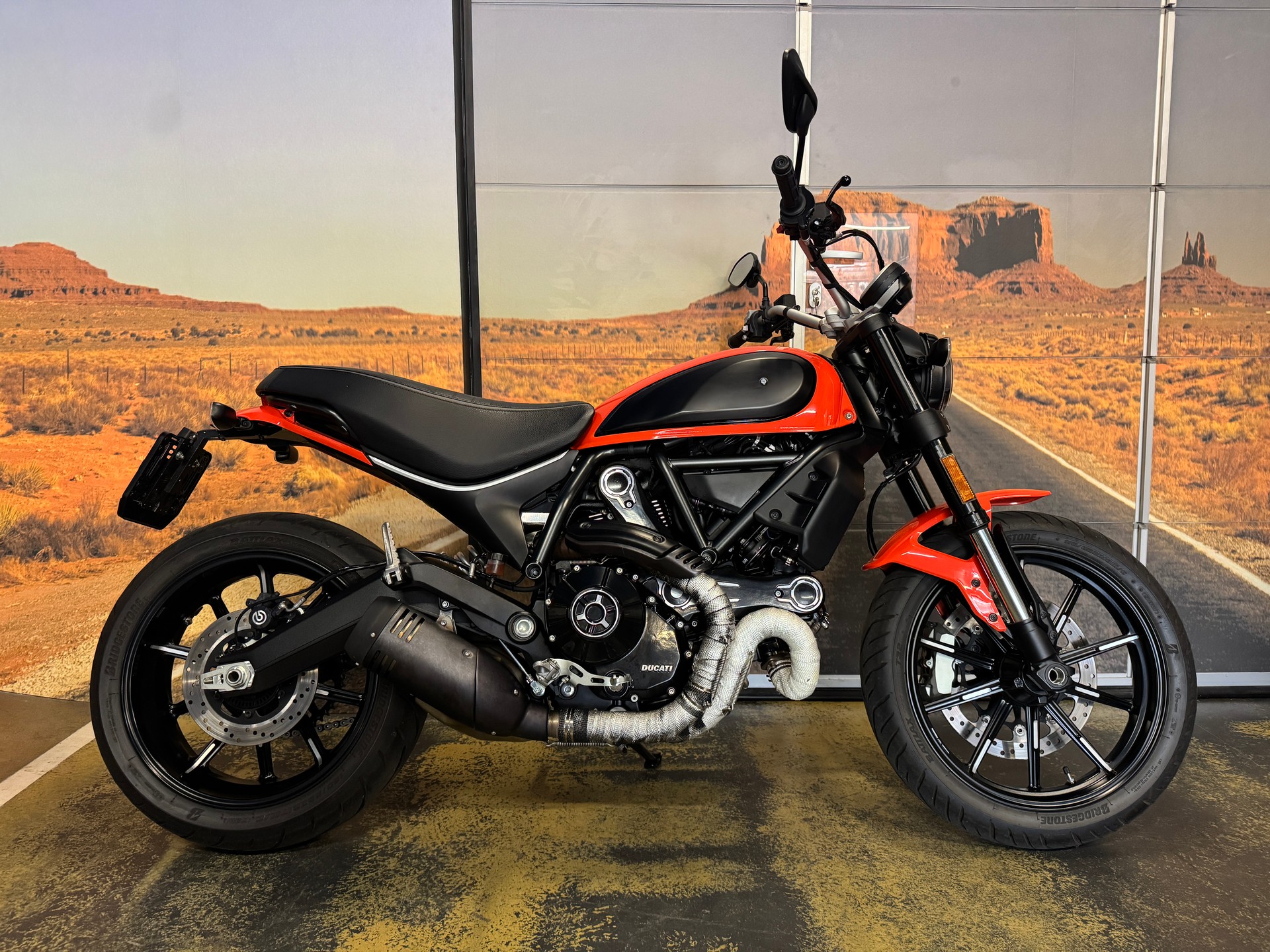 DUCATI Scrambler 800 Classic ABS