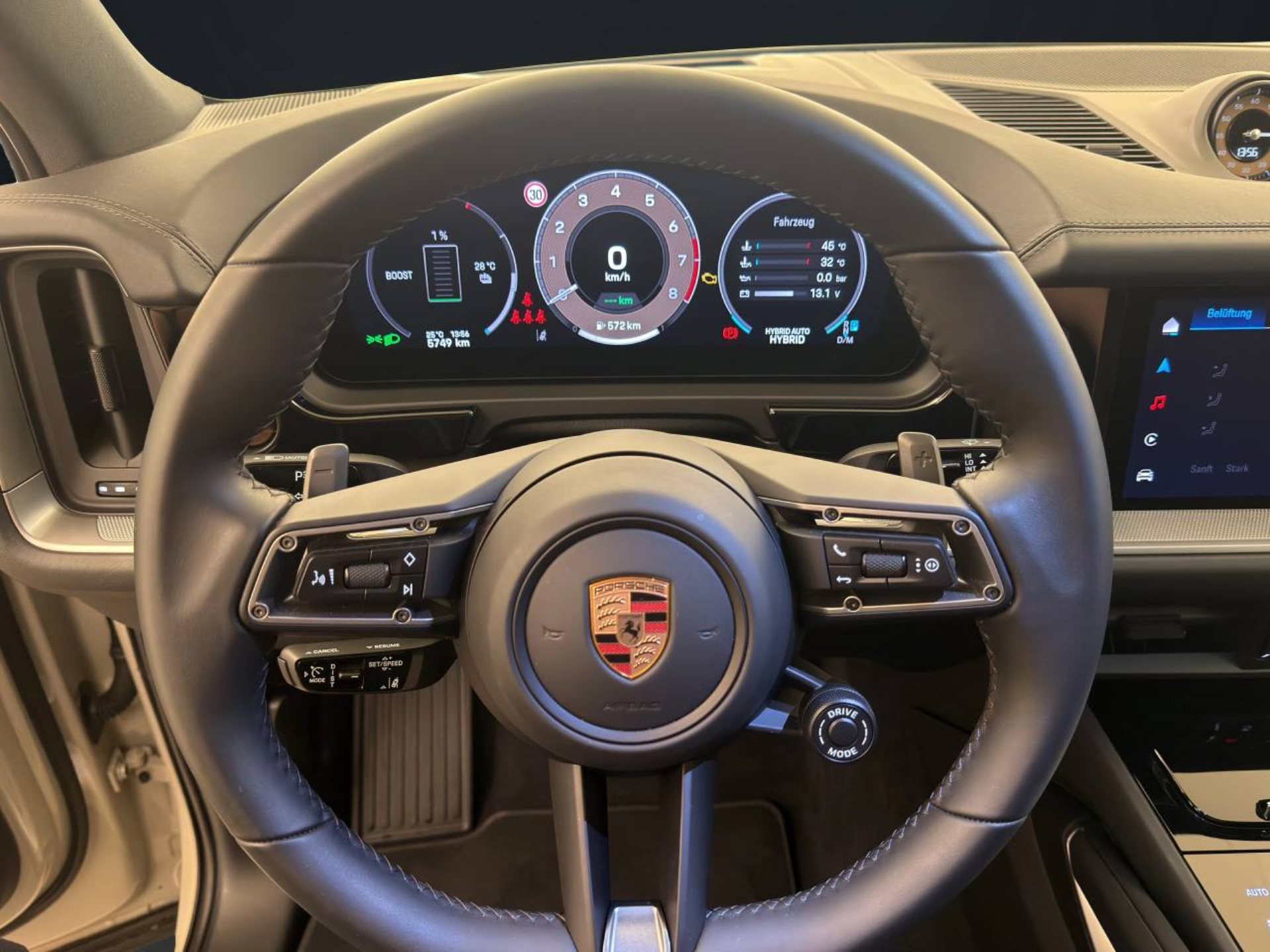 PORSCHE Cayenne E-Hybrid-image-12