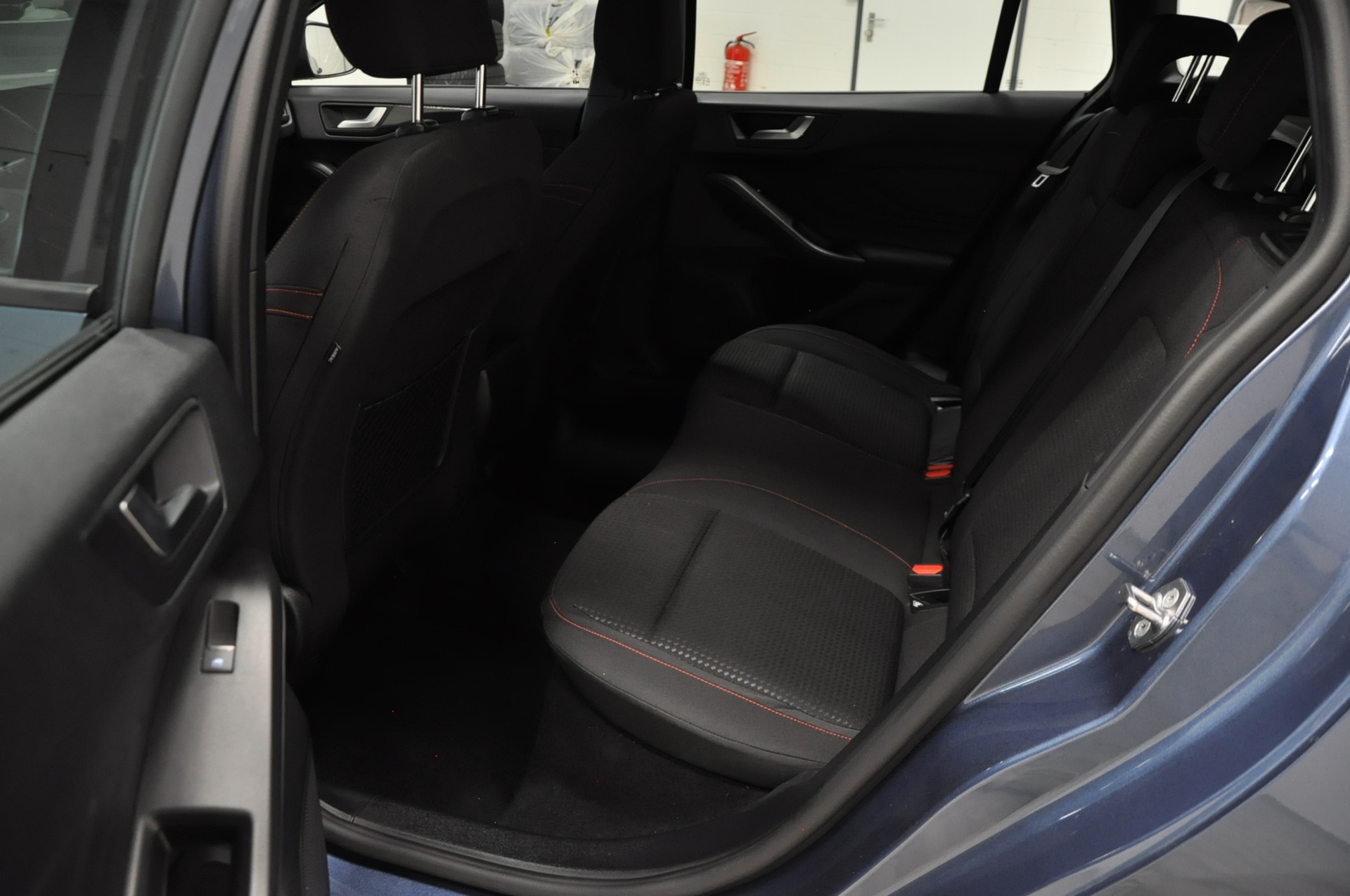 FORD Focus 1.5 EcoBlue TDCi ST-Line Automatic-image-15