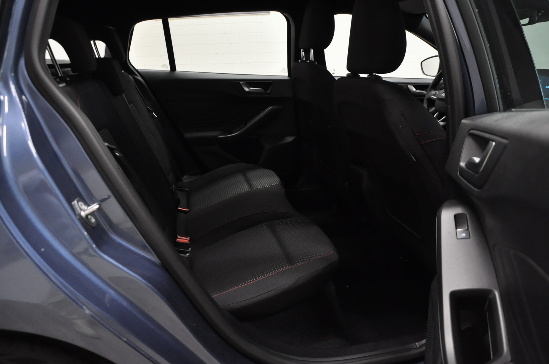 FORD Focus 1.5 EcoBlue TDCi ST-Line Automatic-image-14