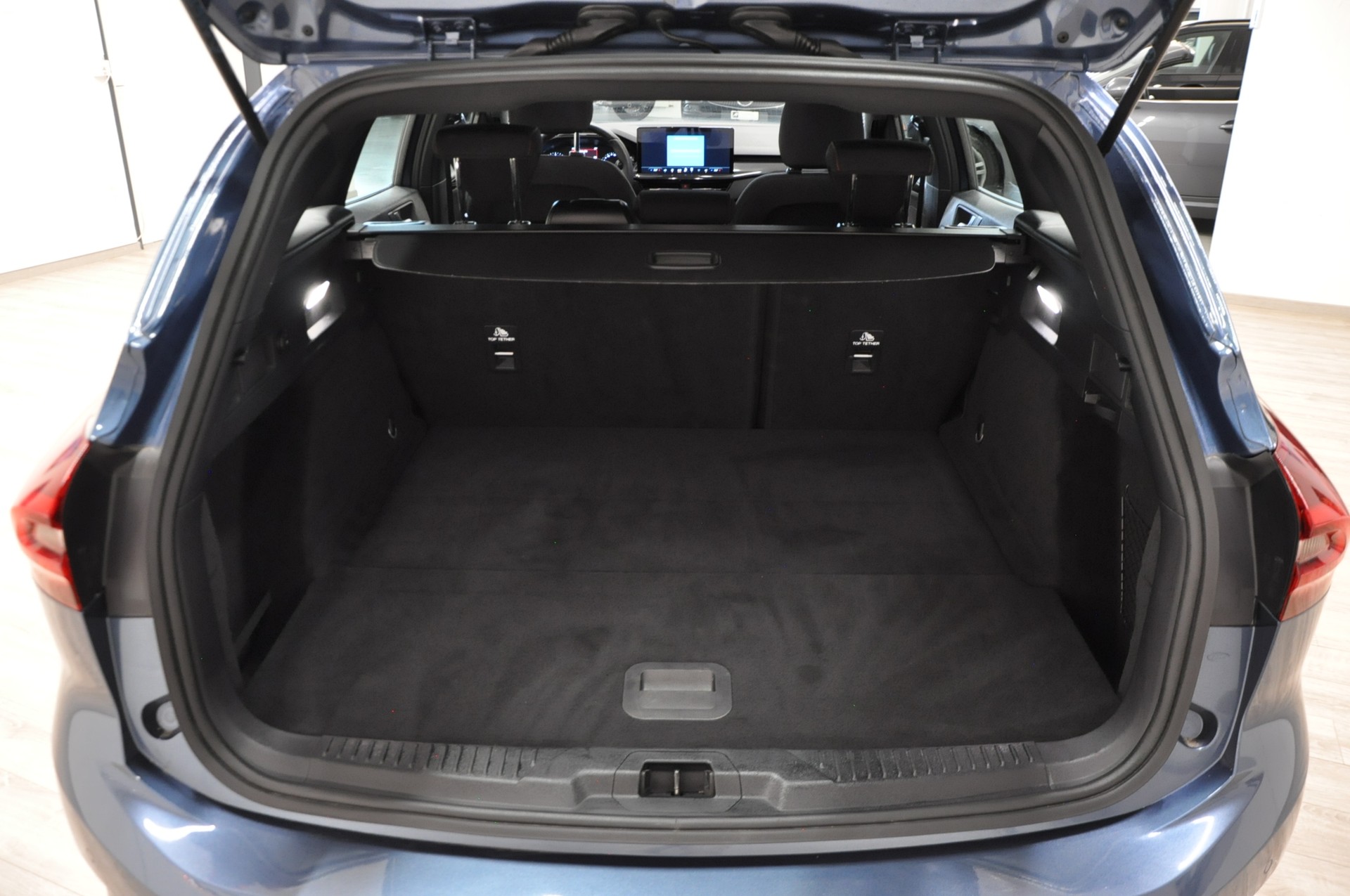 FORD Focus 1.5 EcoBlue TDCi ST-Line Automatic-image-19