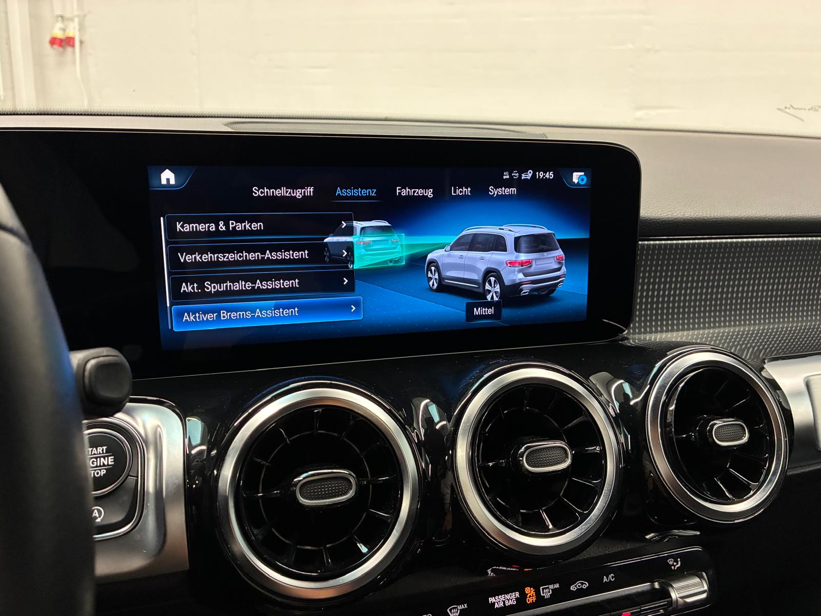 MERCEDES-BENZ GLB 180 Limited Silver&Black Edition 7G-Tronic 2Jahre Garantie-image-18