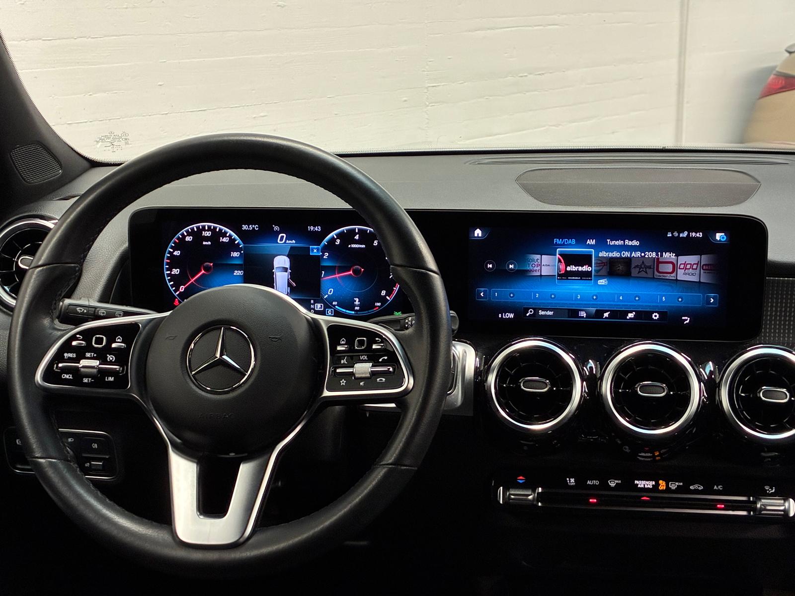 MERCEDES-BENZ GLB 180 Limited Silver&Black Edition 7G-Tronic 2Jahre Garantie-image-8