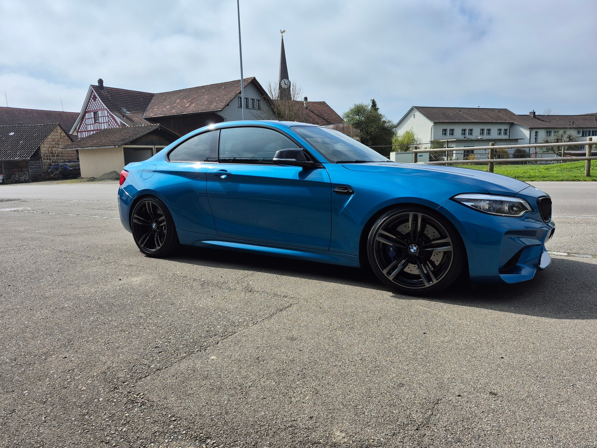 BMW M2-image-1