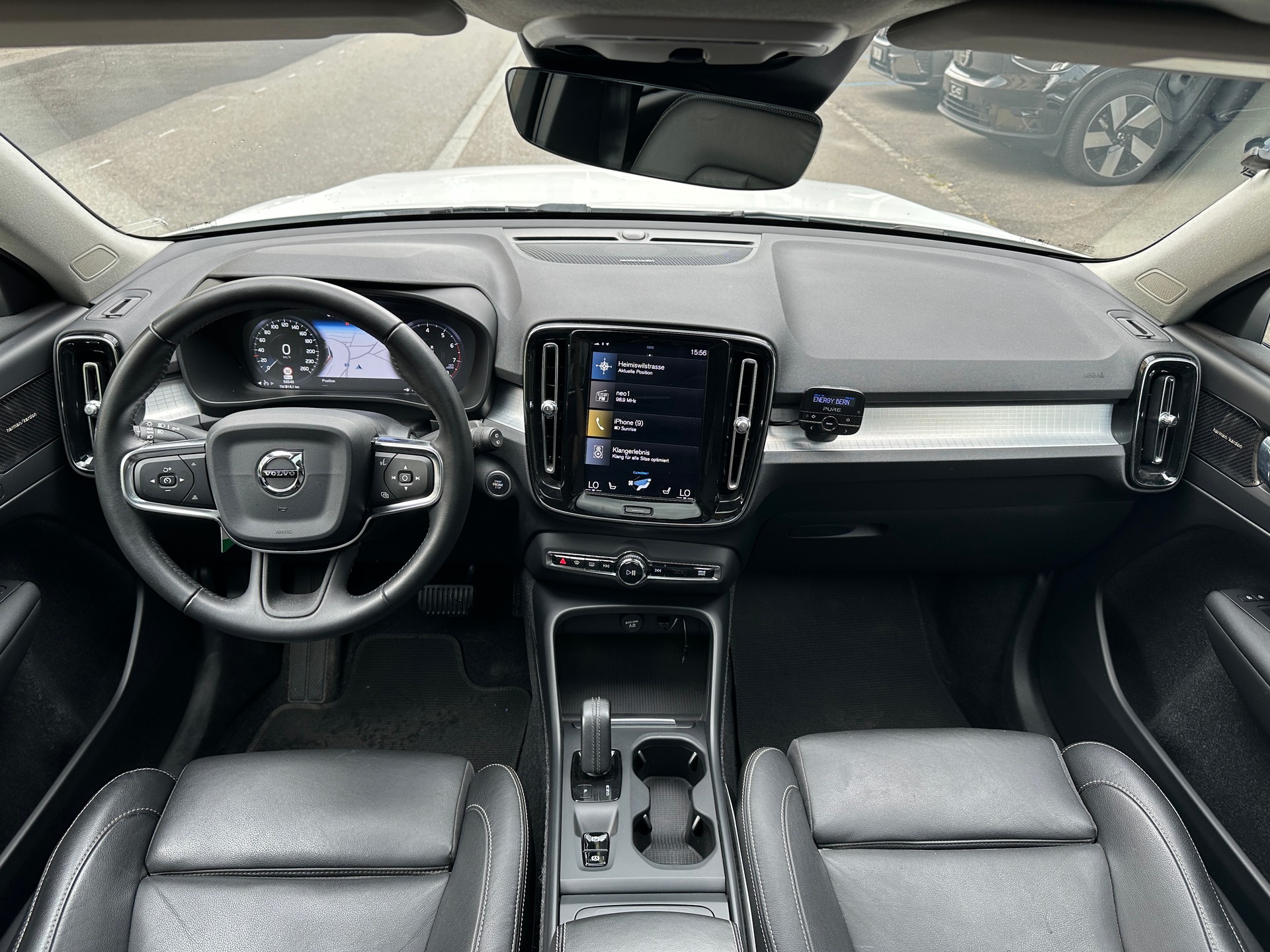 VOLVO XC40 T5 AWD Momentum Geartronic-image-7