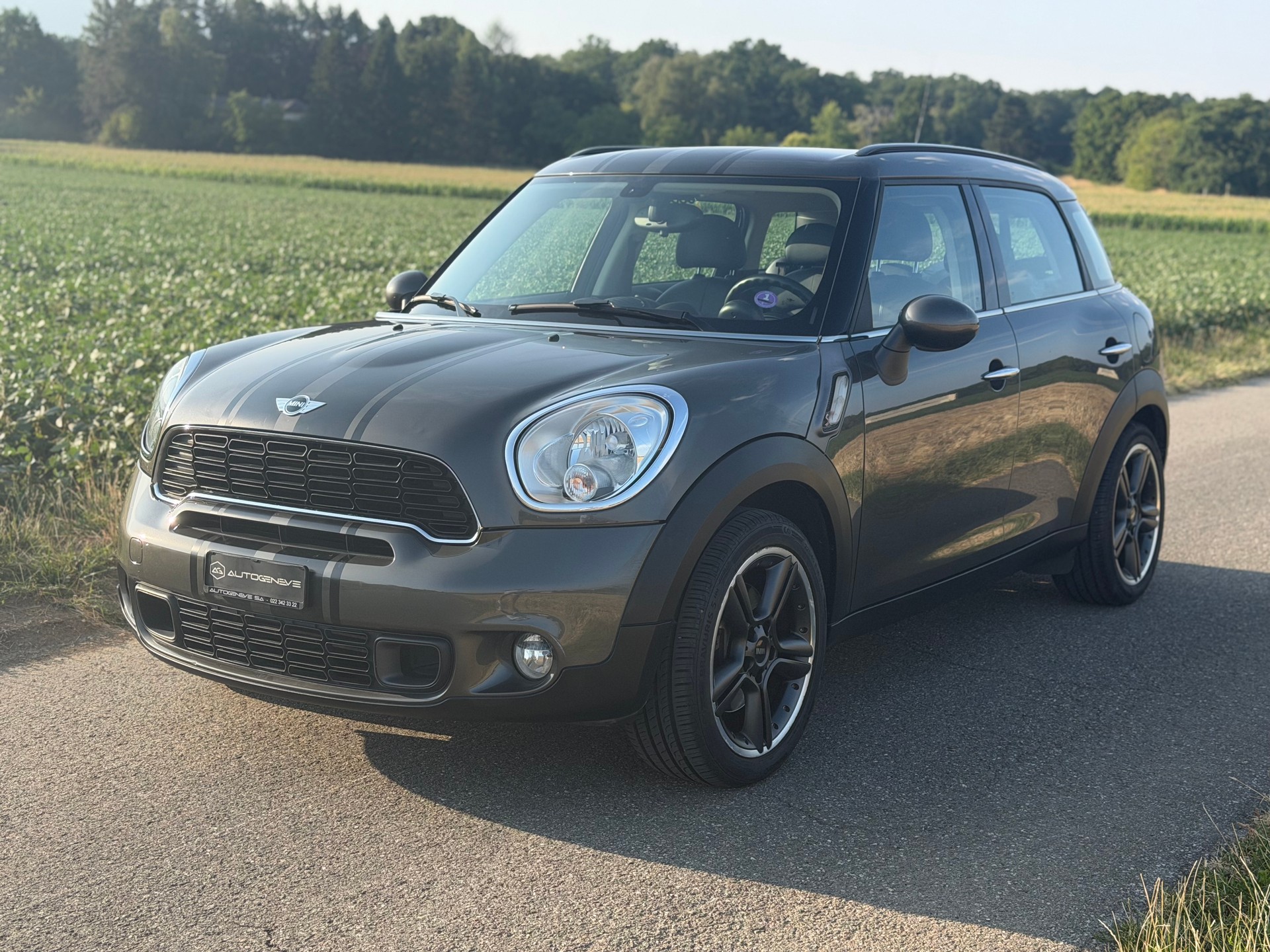 MINI Countryman Cooper S FWD Steptronic-image-3