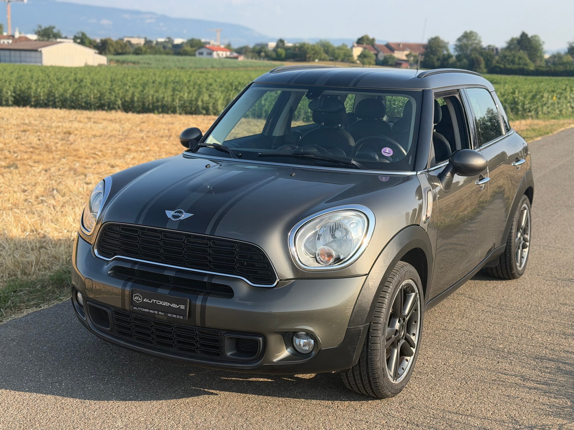MINI Countryman Cooper S FWD Steptronic-image-2