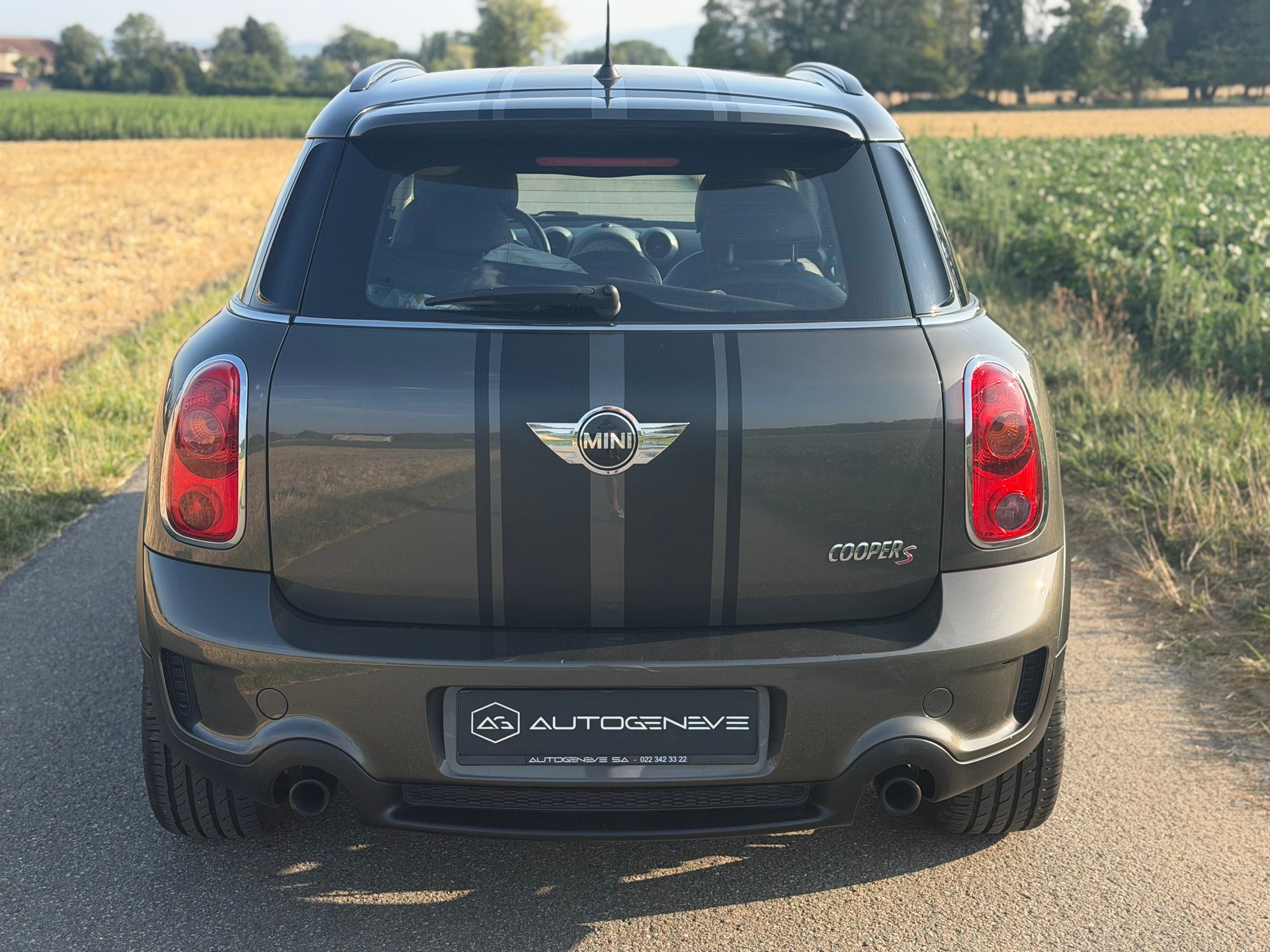 MINI Countryman Cooper S FWD Steptronic-image-8