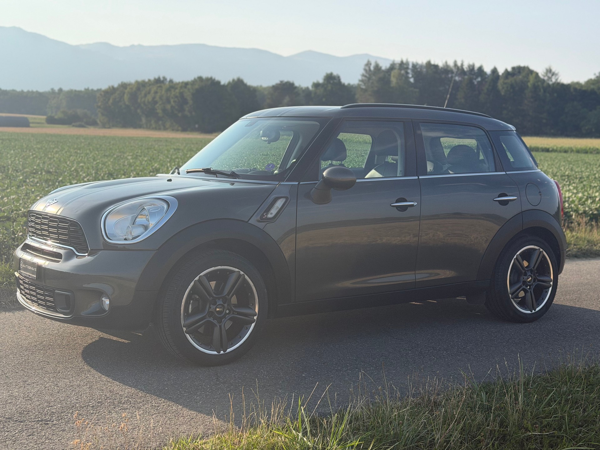 MINI Countryman Cooper S FWD Steptronic-image-4