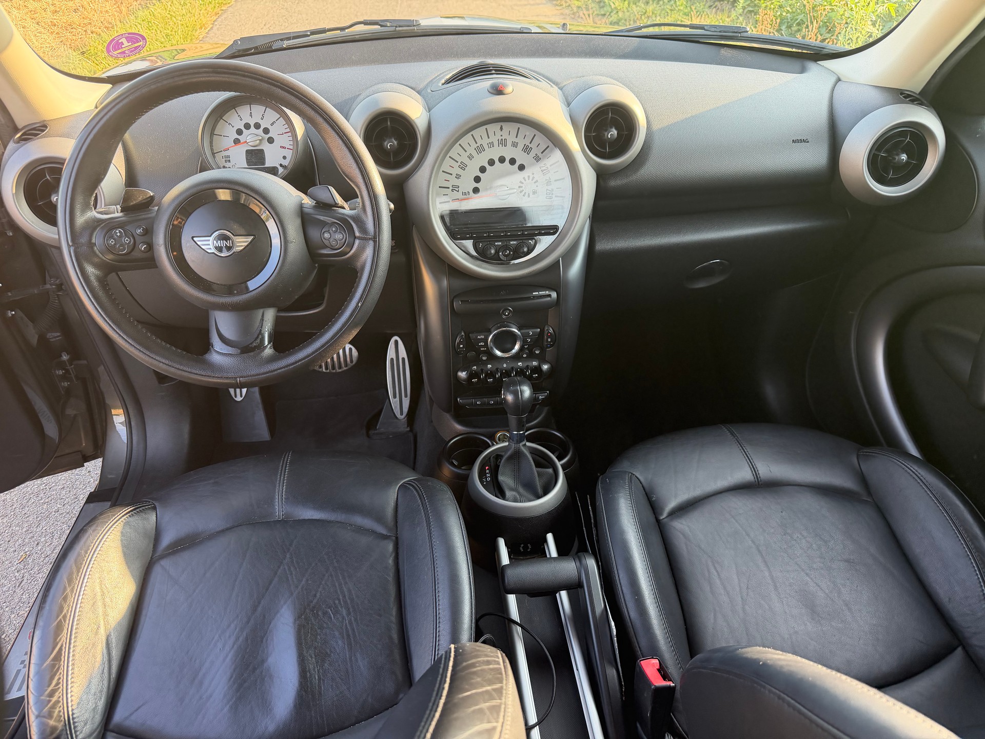 MINI Countryman Cooper S FWD Steptronic-image-14
