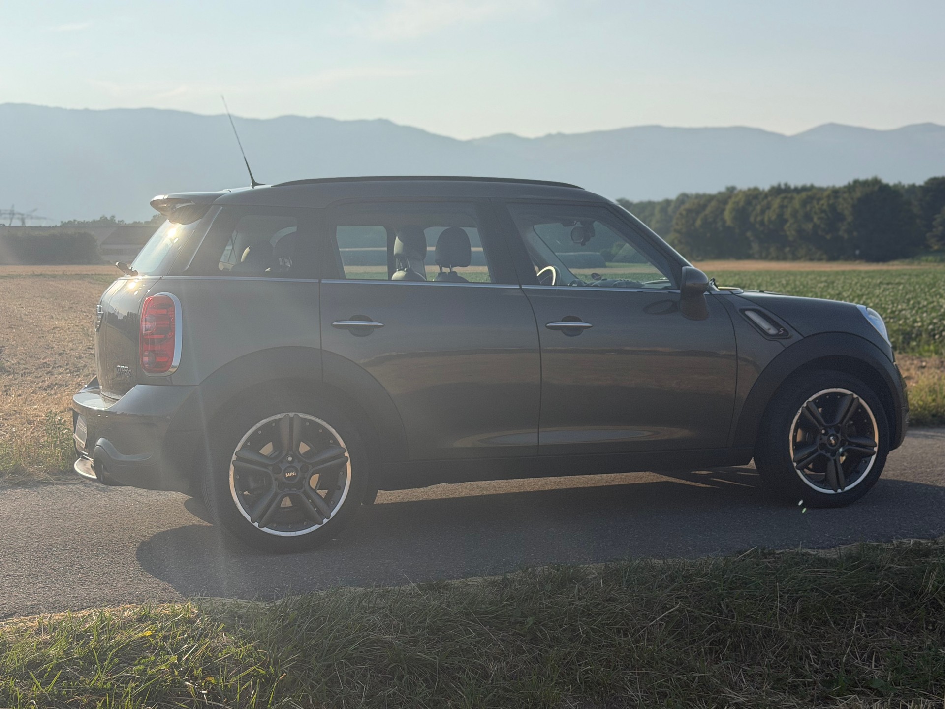 MINI Countryman Cooper S FWD Steptronic-image-13
