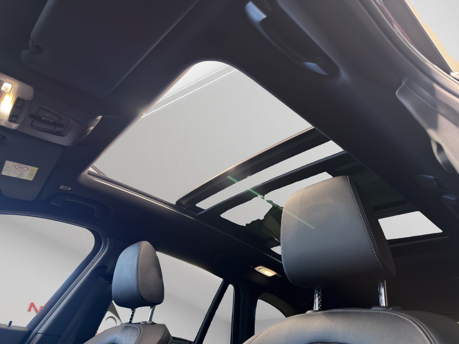 BMW X1 xDrive 25e xLine Steptronic-image-12