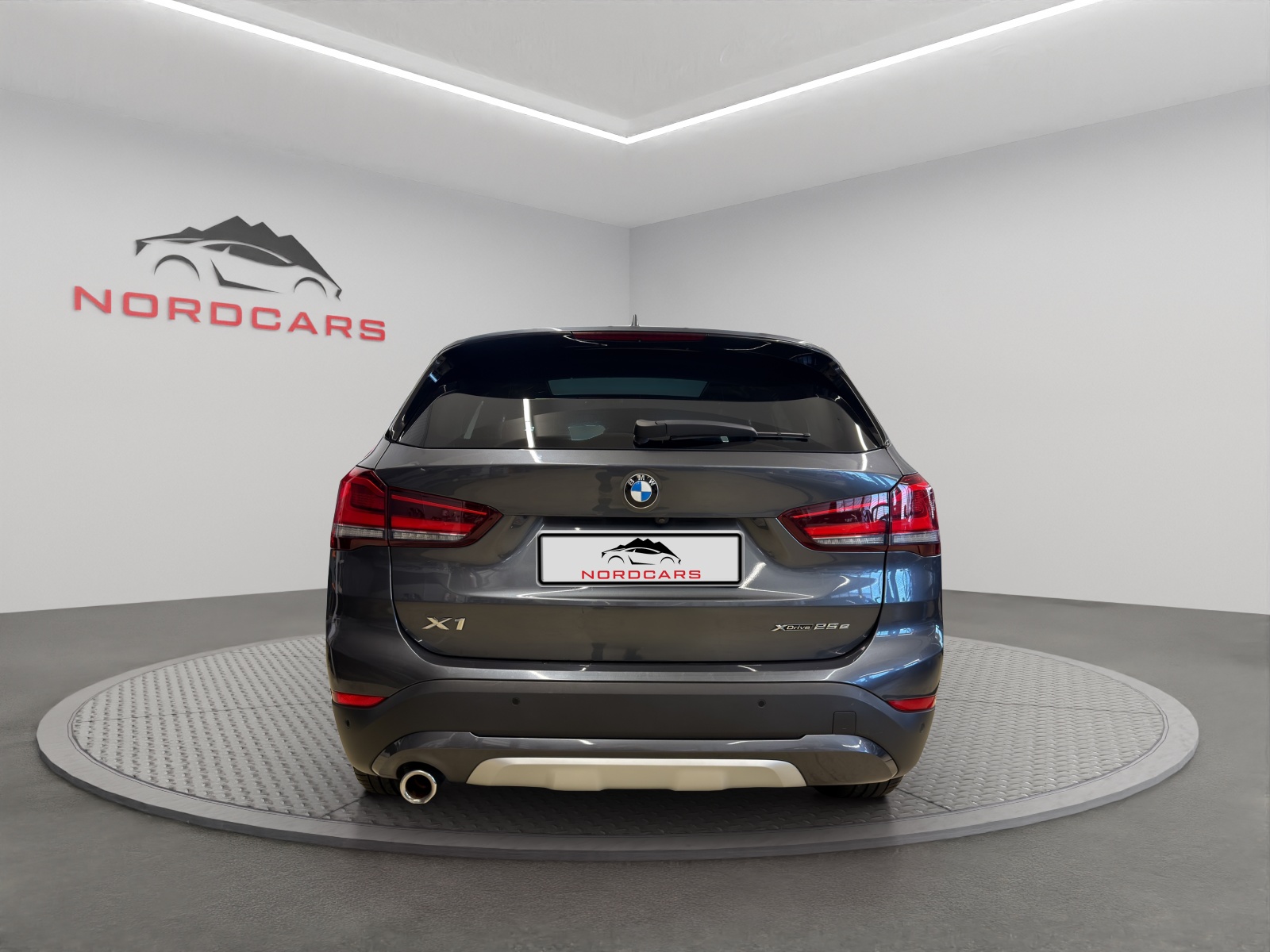 BMW X1 xDrive 25e xLine Steptronic-image-3
