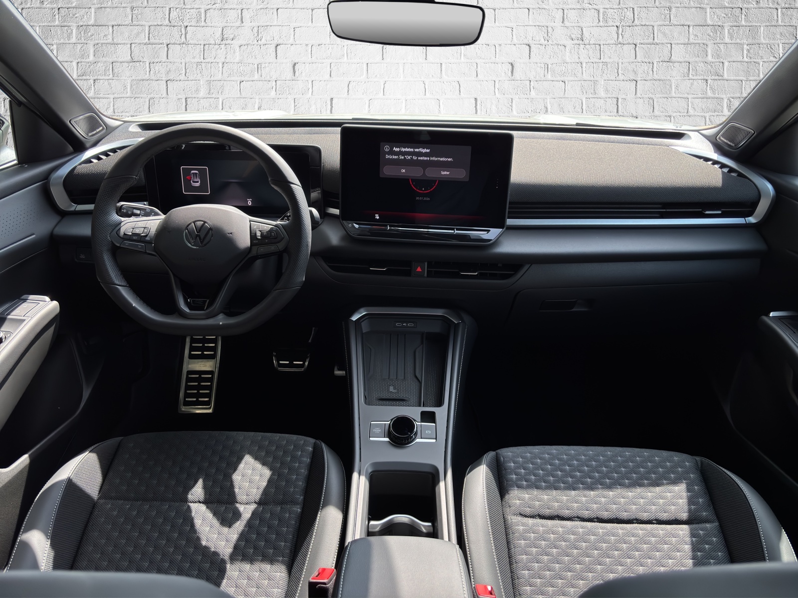 VW T-Roc 1.5 eTSI mHEV R-Line DSG-image-11